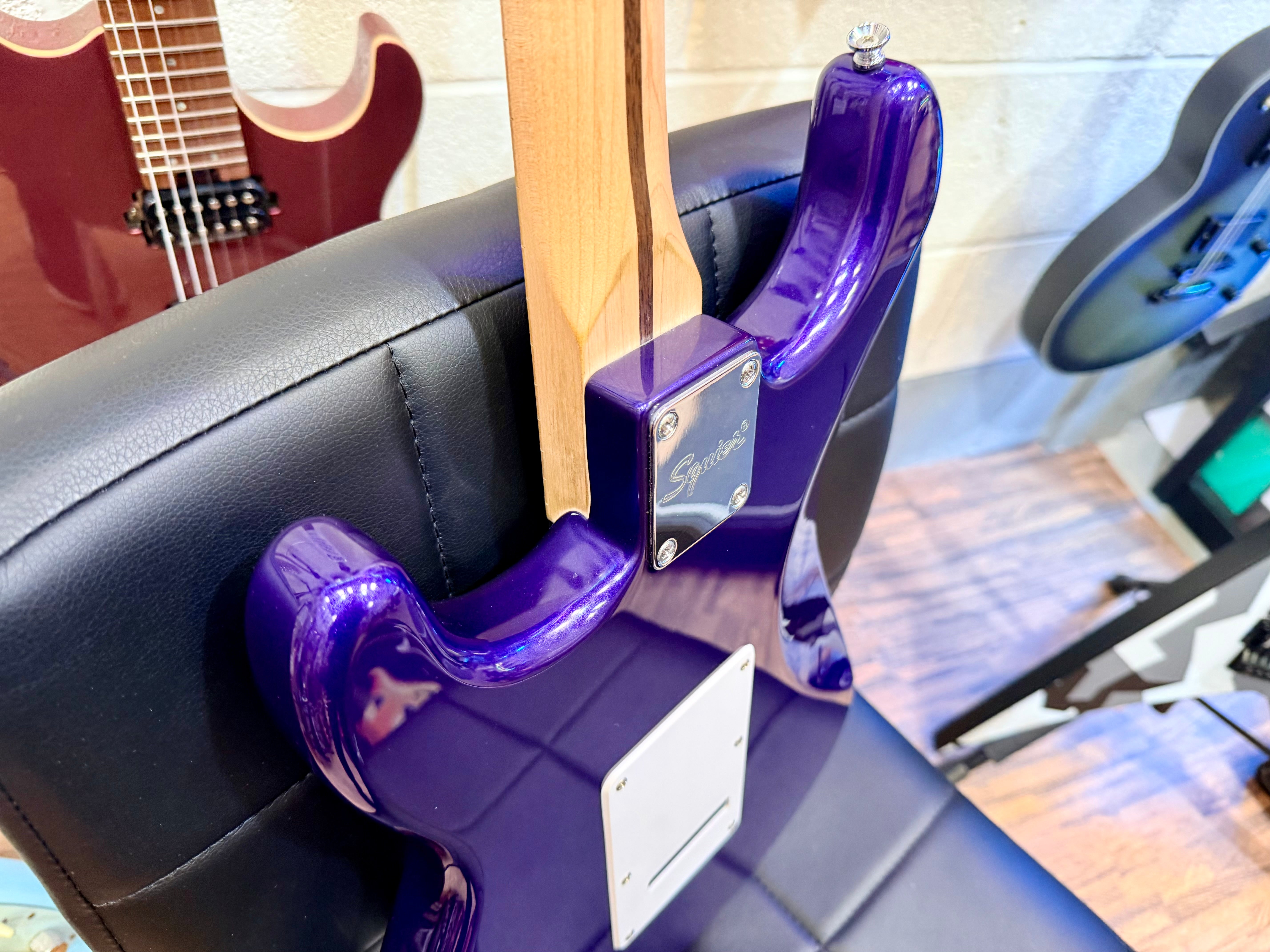 🌟LIMITED EDITION🌟 Fender Squier FSR Bullet Stratocaster~ Metallic Purple/Blue!