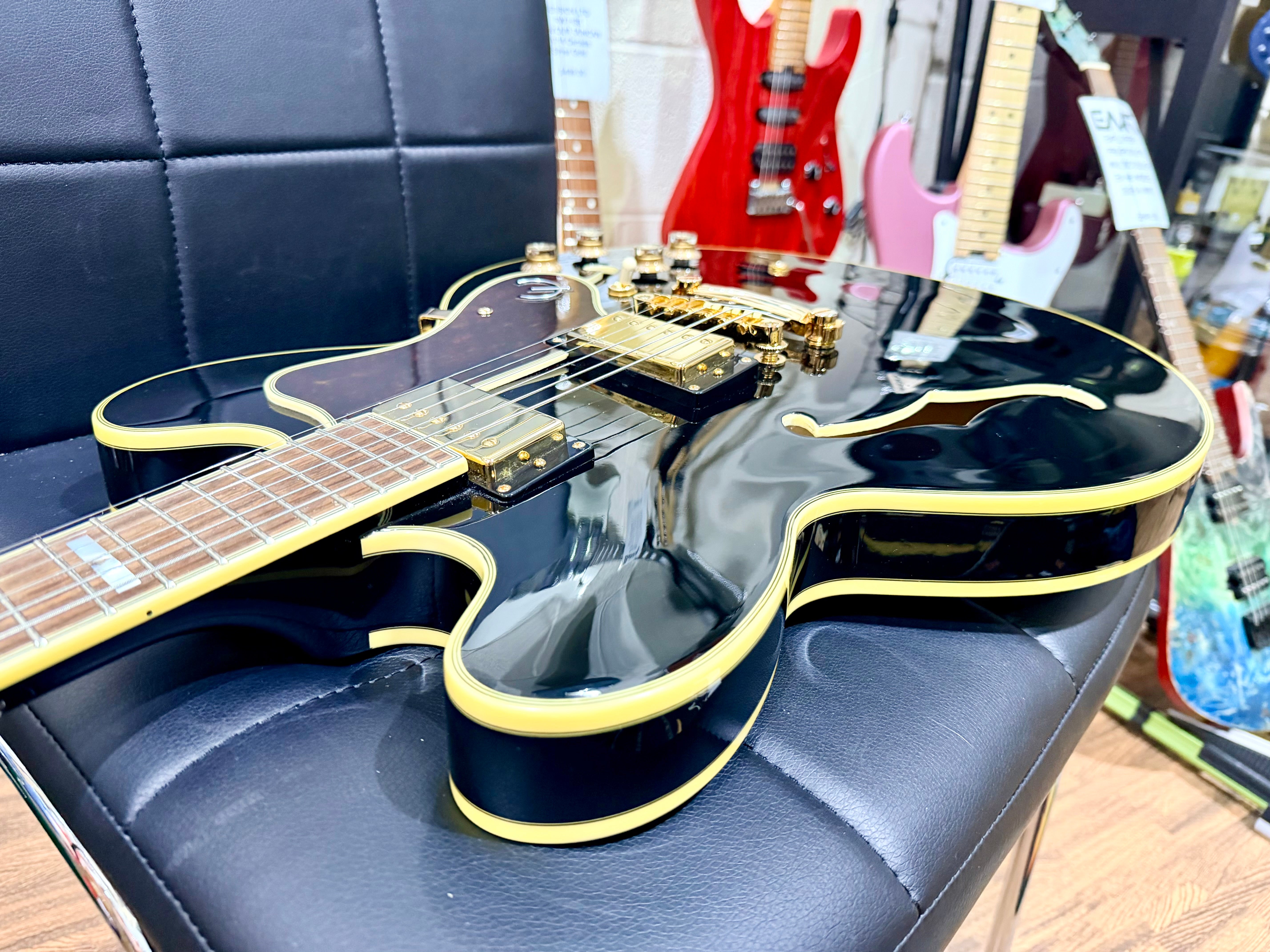 🌟MINT 2021🌟 Epiphone Sheraton II Pro Hollowbody~ Ebony Black + Hard Case!