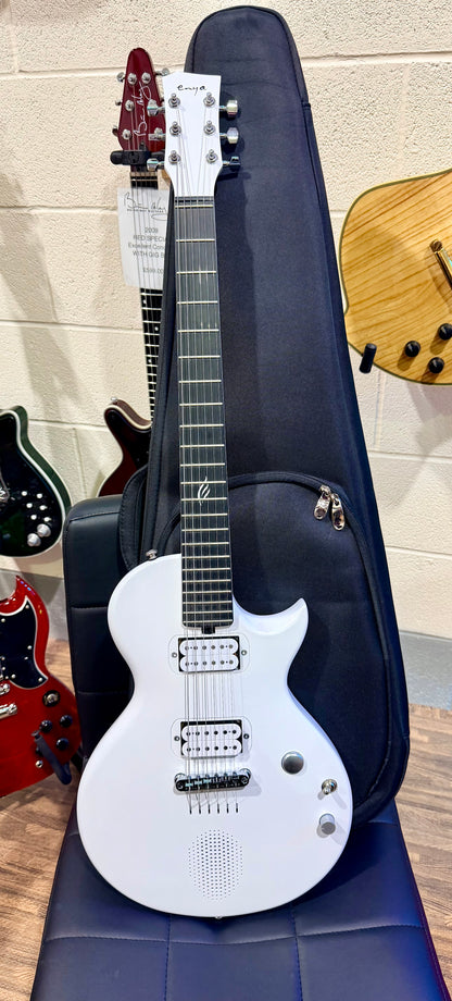 🔥 Enya Nova Go Sonic~ Pearl White~ Smart Electric Guitar~Speaker & FX + Bag 🔥