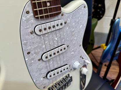 🔥MINT🔥 Ibanez ICHI00 Talman Style Guitar~ Vintage White ~ Ichika Nito Model!