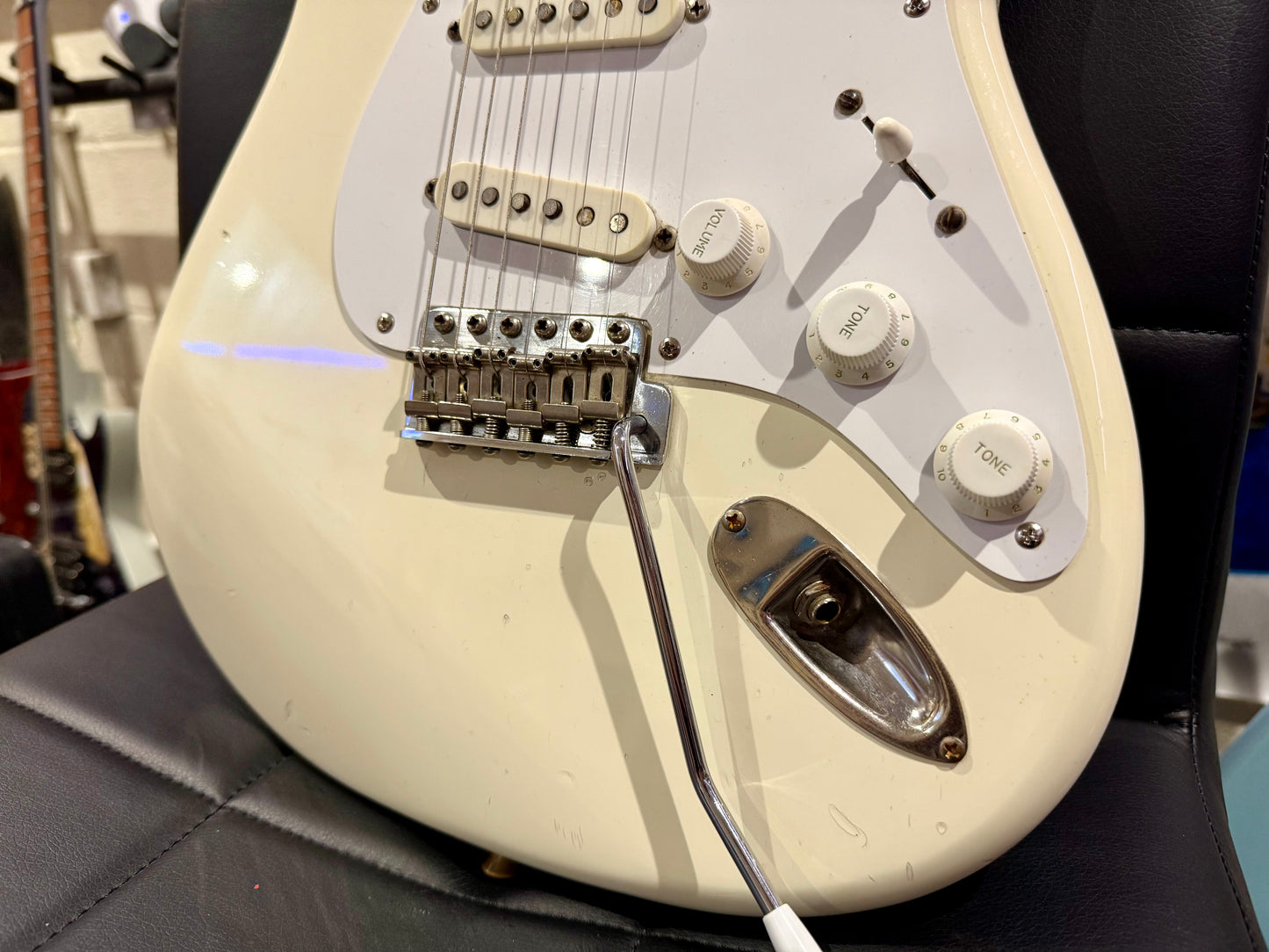 🌟 1983 JAPANESE VINTAGE 🌟Fender Squier JV Stratocaster~ 57 Spec~ Vintage White