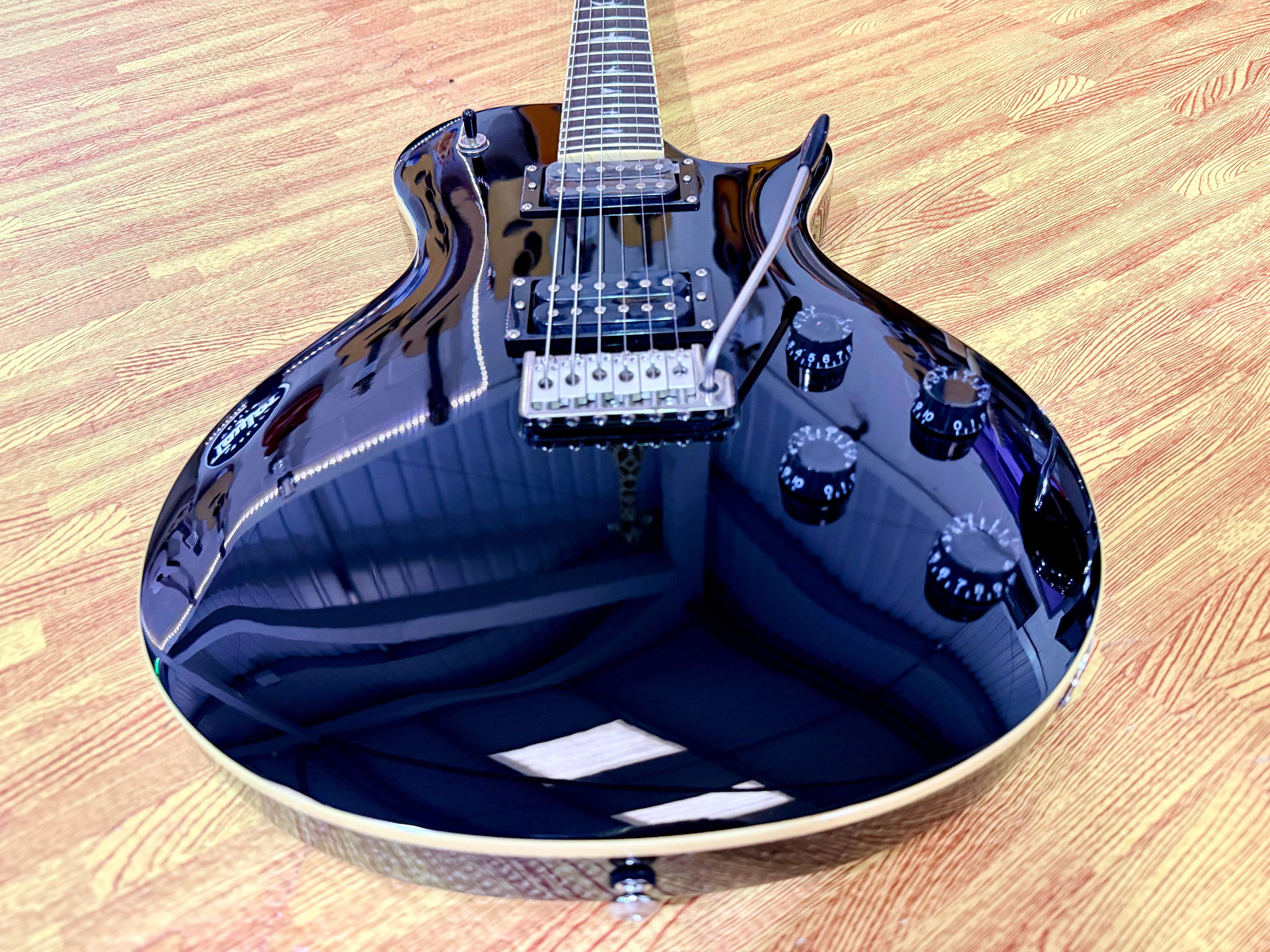 🔥MINT🔥 2021 PRS SE Mark Tremonti Standard Piano Black Tremolo + PRS Gig Bag!