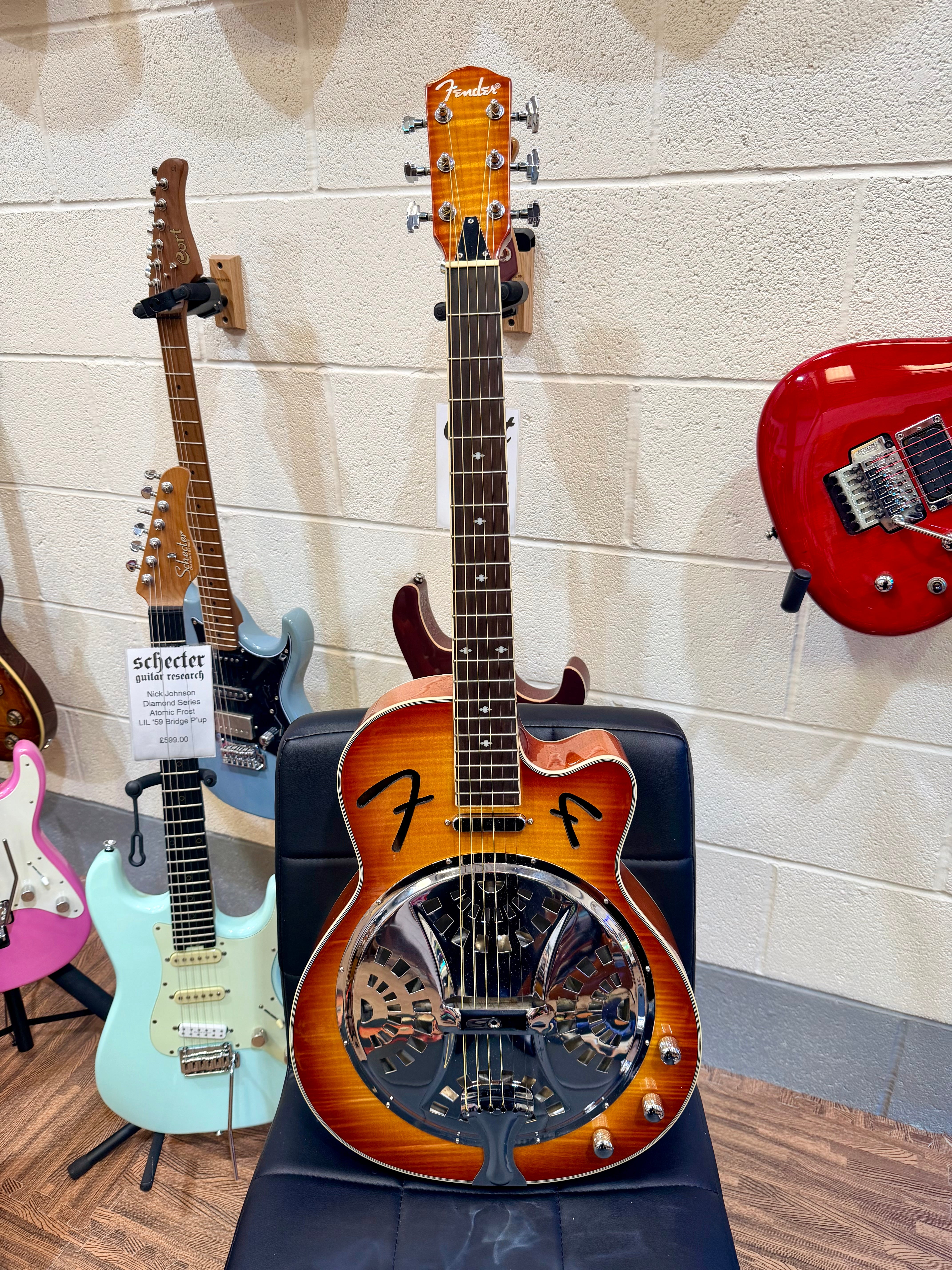 ☀️2010☀️ Fender FR-50CE Cutaway Electro Acoustic Resonator Guitar~ Sunburst!