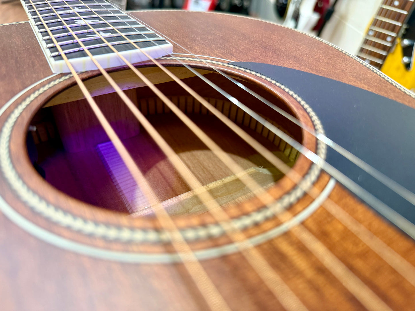 🦅 MINT 2020 🦅 PRS SE P20E Tonare Parlor~Electro Acoustic~ Satin Mahogany + Bag