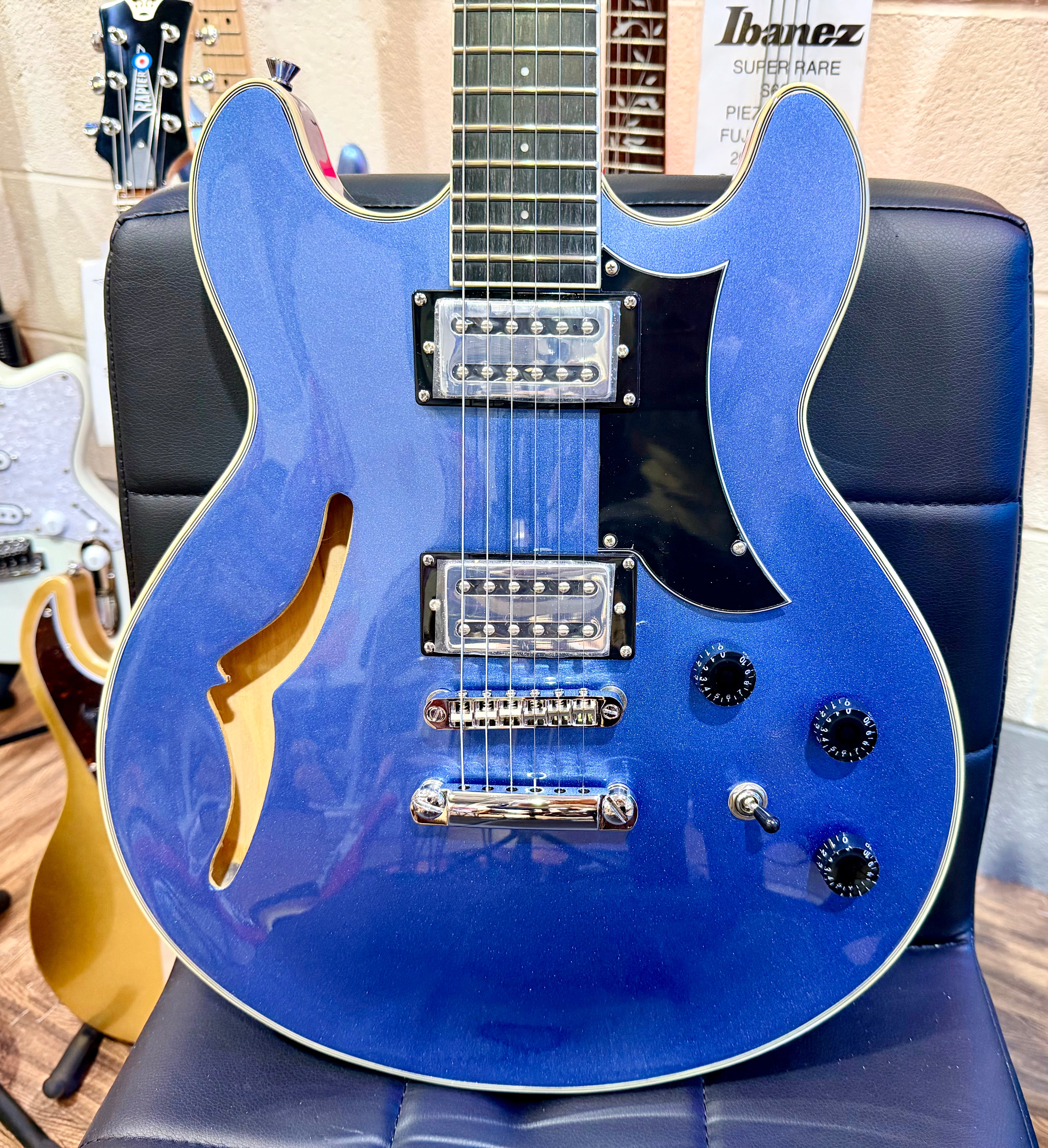 🌟NEW 2025🌟 Eko MIA IV SA~ Blues Blue~ Semi-Hollow HH~ Coil-Split~ Maple Top!