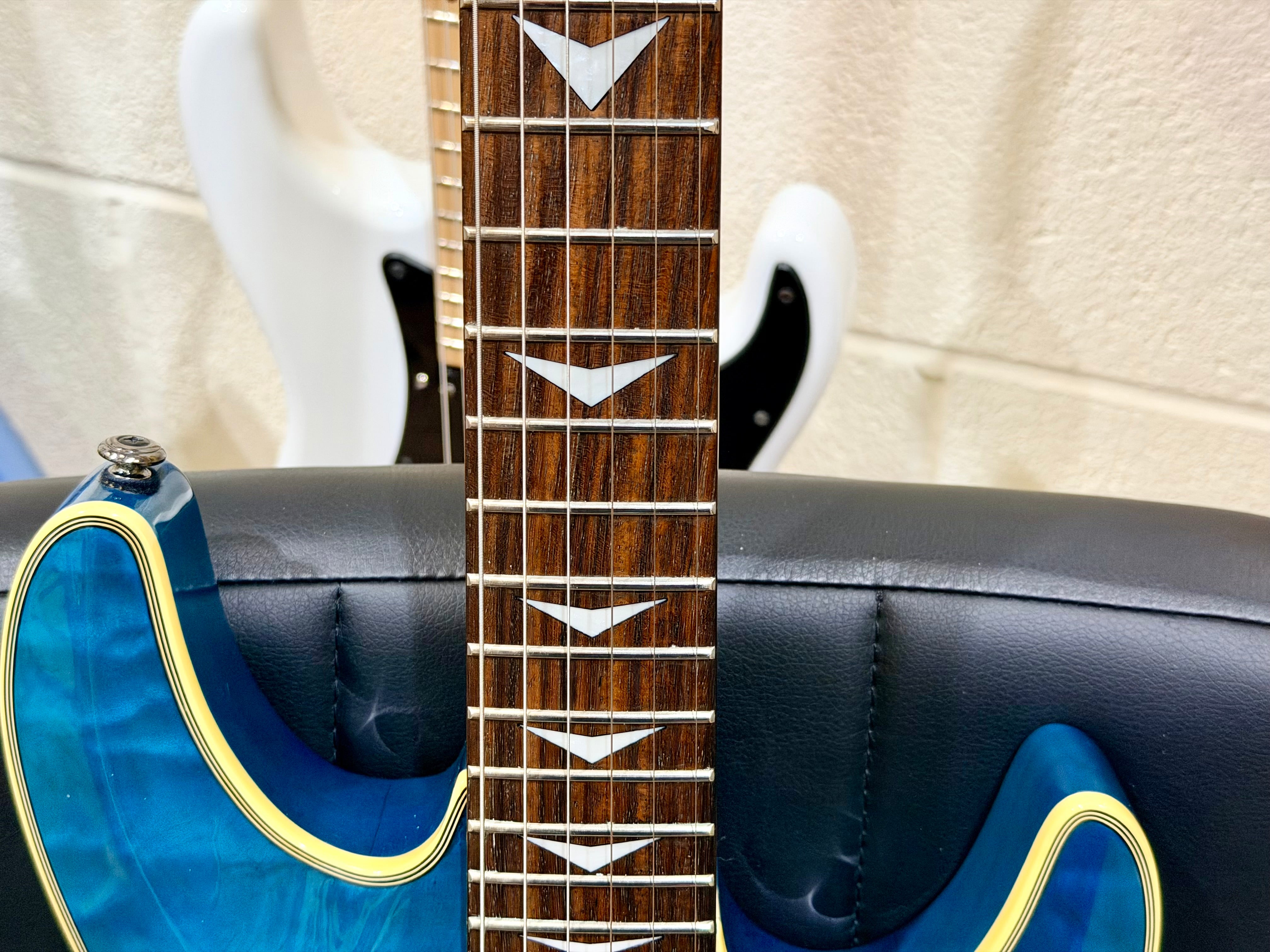 🔥2009🔥 Schecter Omen Extreme 6 FR~ Ocean Blue Burst~ Floyd Rose Model!