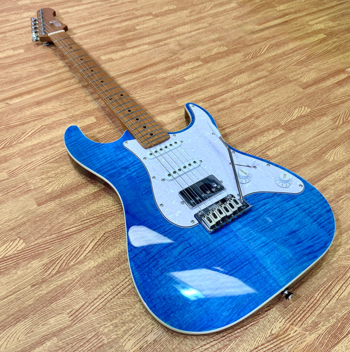 ⚡️NEW⚡️ JET JS-450 Flamed Ocean Blue Electric Guitar~ HSS Flame Top Strat~ 2026!