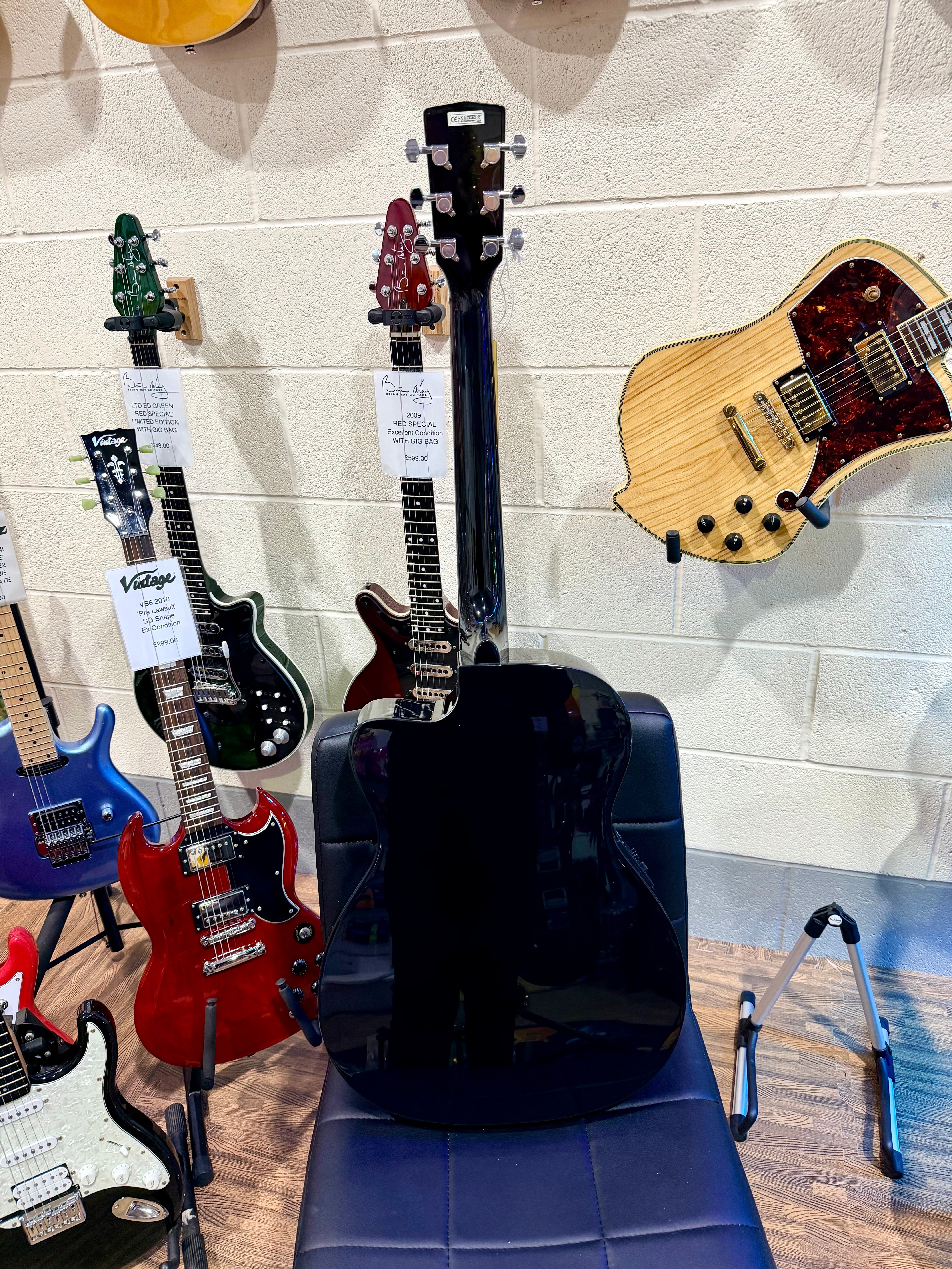 🌟NEW 2025🌟 Cort L60ce Electro Acoustic Guitar~ Gloss Black~ Orchestra Cutaway!