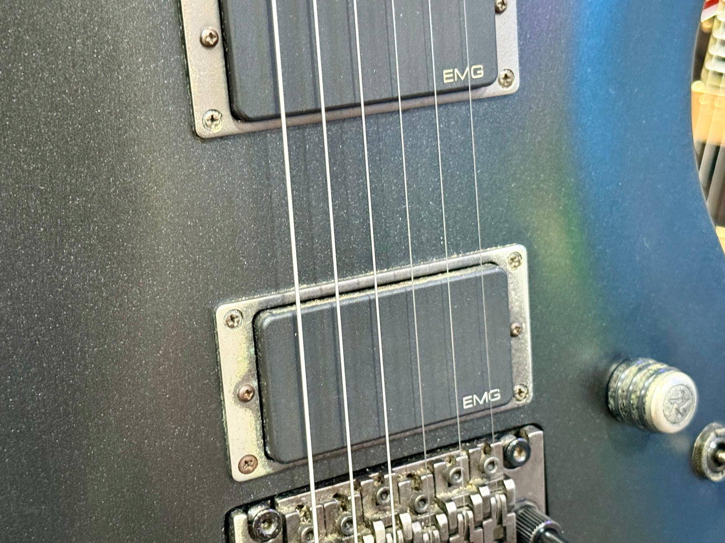 🔥RARE🔥 Cort EVL K6 Satin Black~ Korean Made 2006 Model~ Active EMG P’ups!