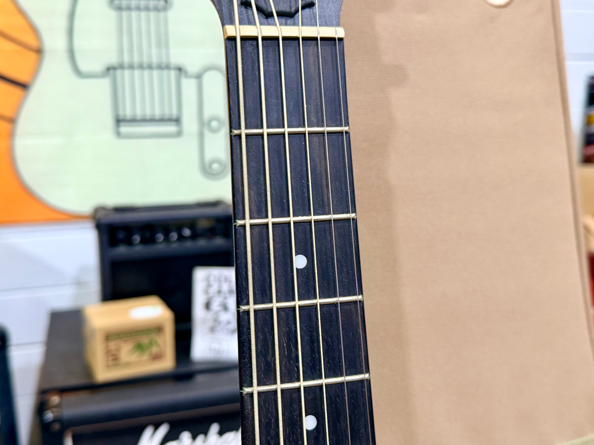 ✨2021✨ Taylor GS Mini-E Rosewood Electro Acoustic Travel Guitar with Gig Bag!