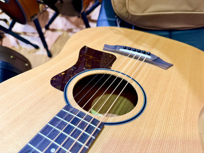 2026 Taylor Big Baby BBT Acoustic Guitar~ Natural~ Ex-Demo Mint + GigBag