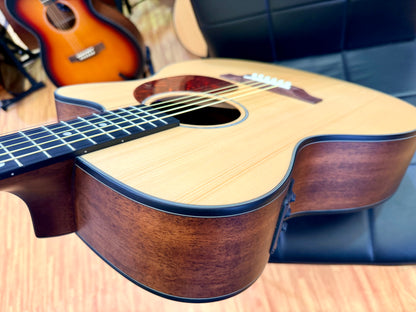 ⚡️NEW⚡️ Vintage VEC300N Stage Series Electro Acoustic Guitar~ Folk Cutaway!