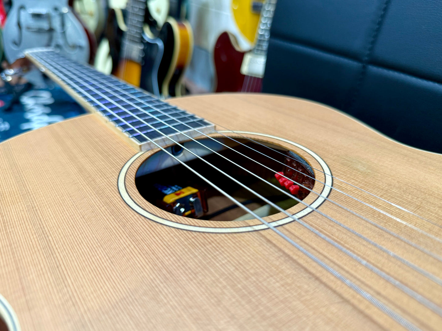 🌟2023🌟 Auden Neo 45 Chester Full Body Electro-Acoustic Guitar~ Cedar~ Gig Bag!