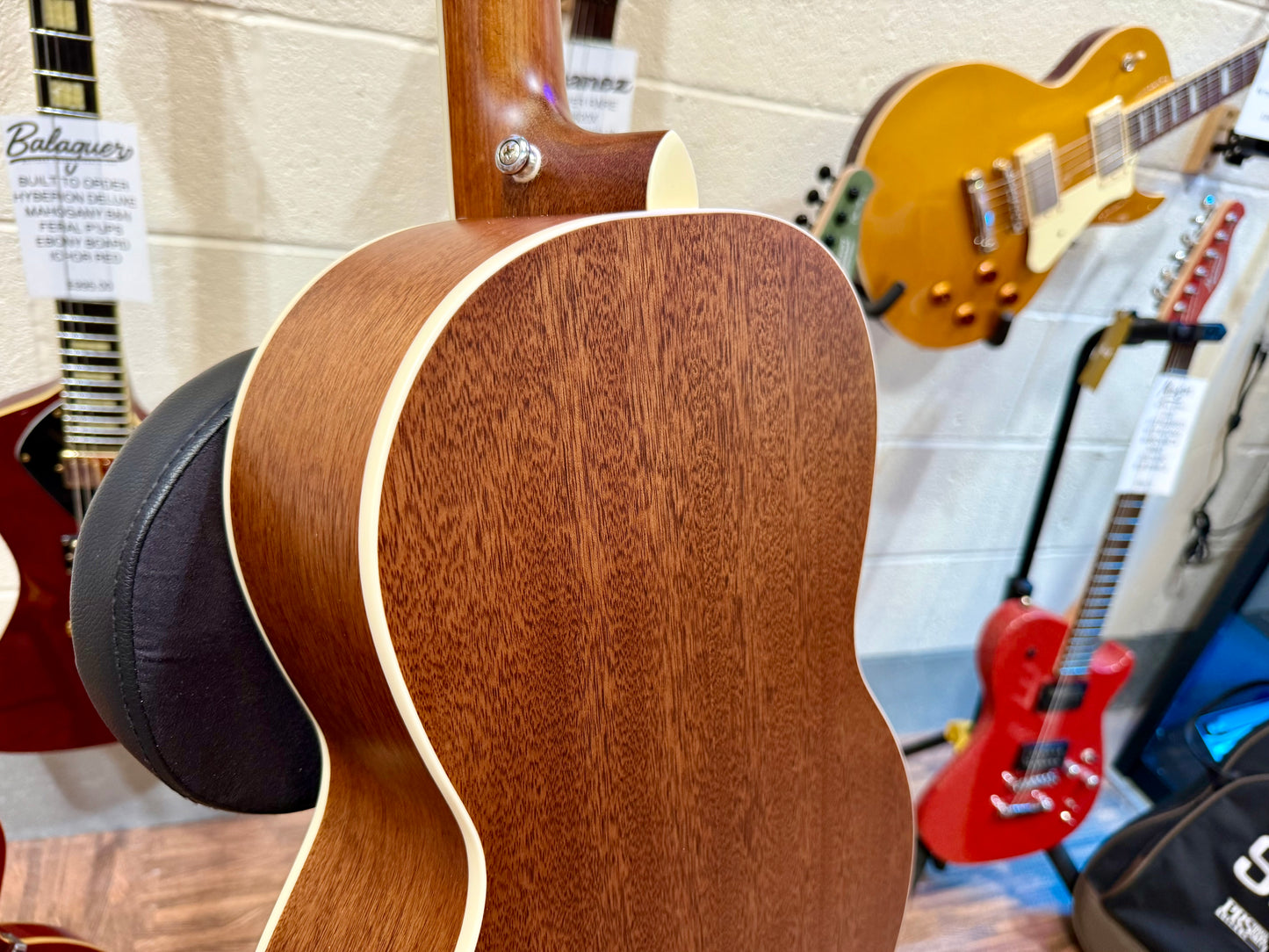 🦅 MINT 2020 🦅 PRS SE P20E Tonare Parlor~Electro Acoustic~ Satin Mahogany + Bag