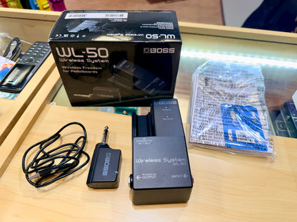 Boss WL-50 Pedalboard Wireless System Receiver + Transmitter for Guitar & Bass