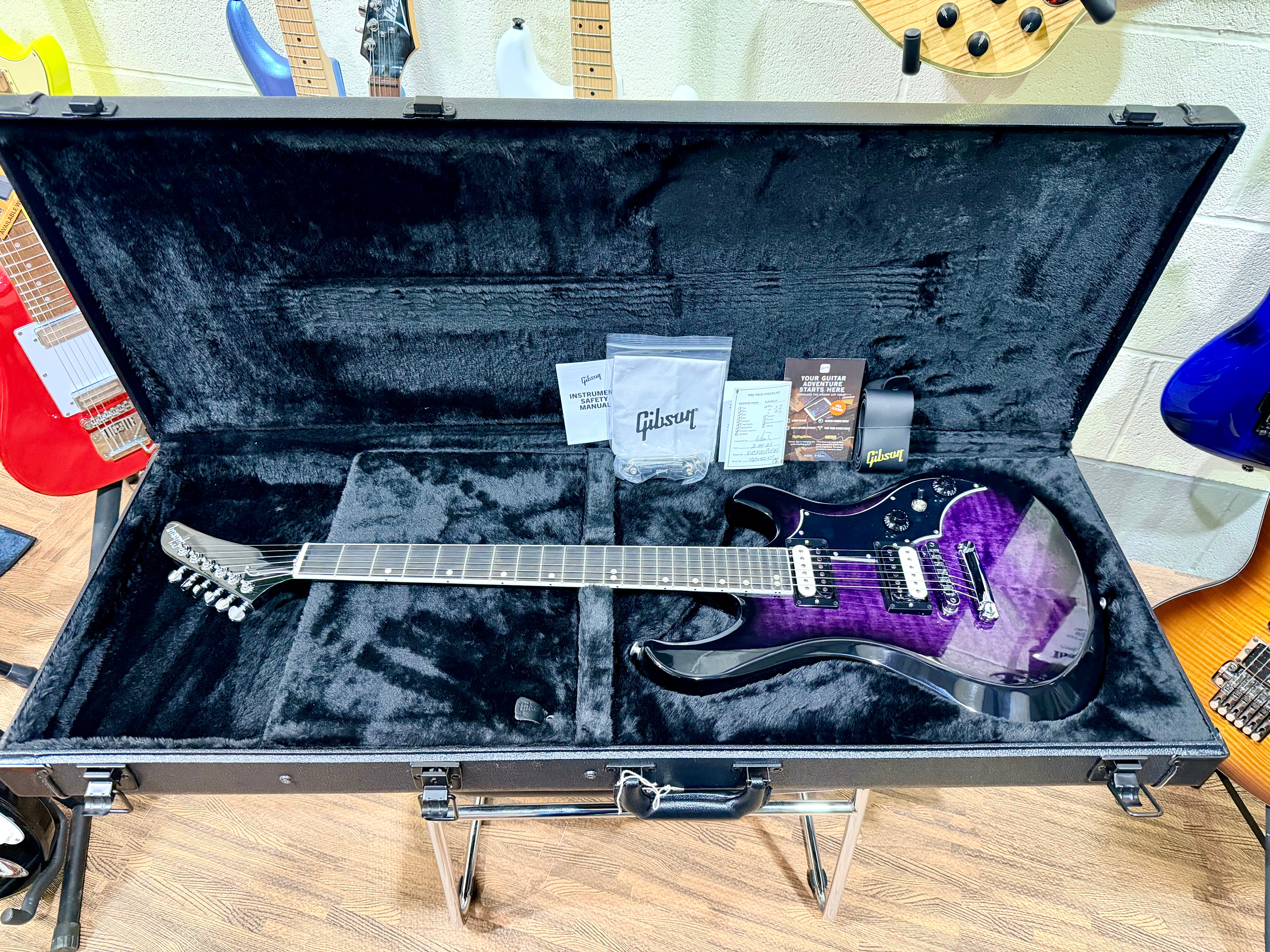 🔥NEW🔥 2025 Gibson Victory Figured Top~ Dark Purple Burst~ Hard Case & Docs!