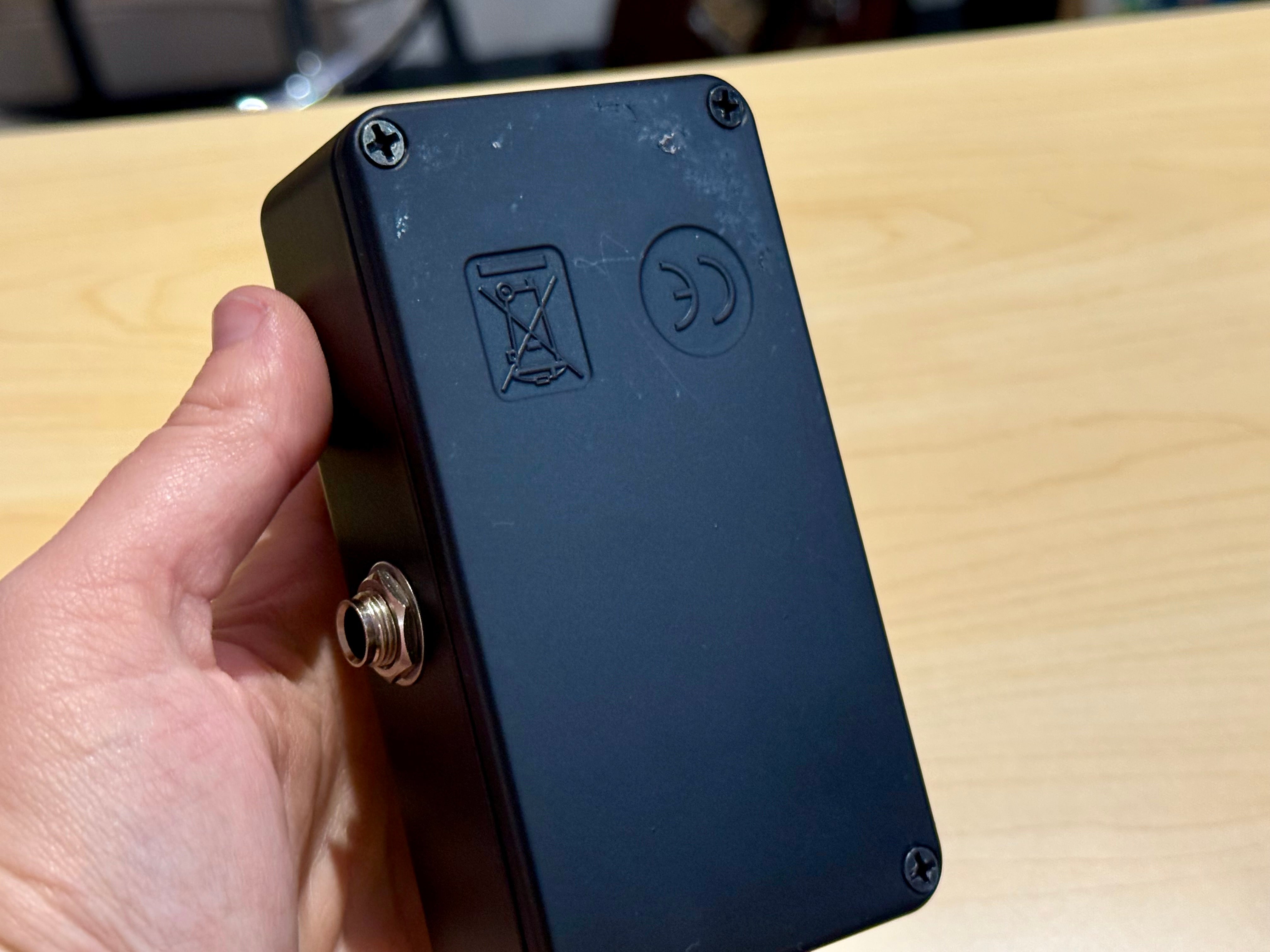 🎸 Electro Harmonix Nano Metal Muff~ Guitar Fuzz Effects Pedal Unit 🎸