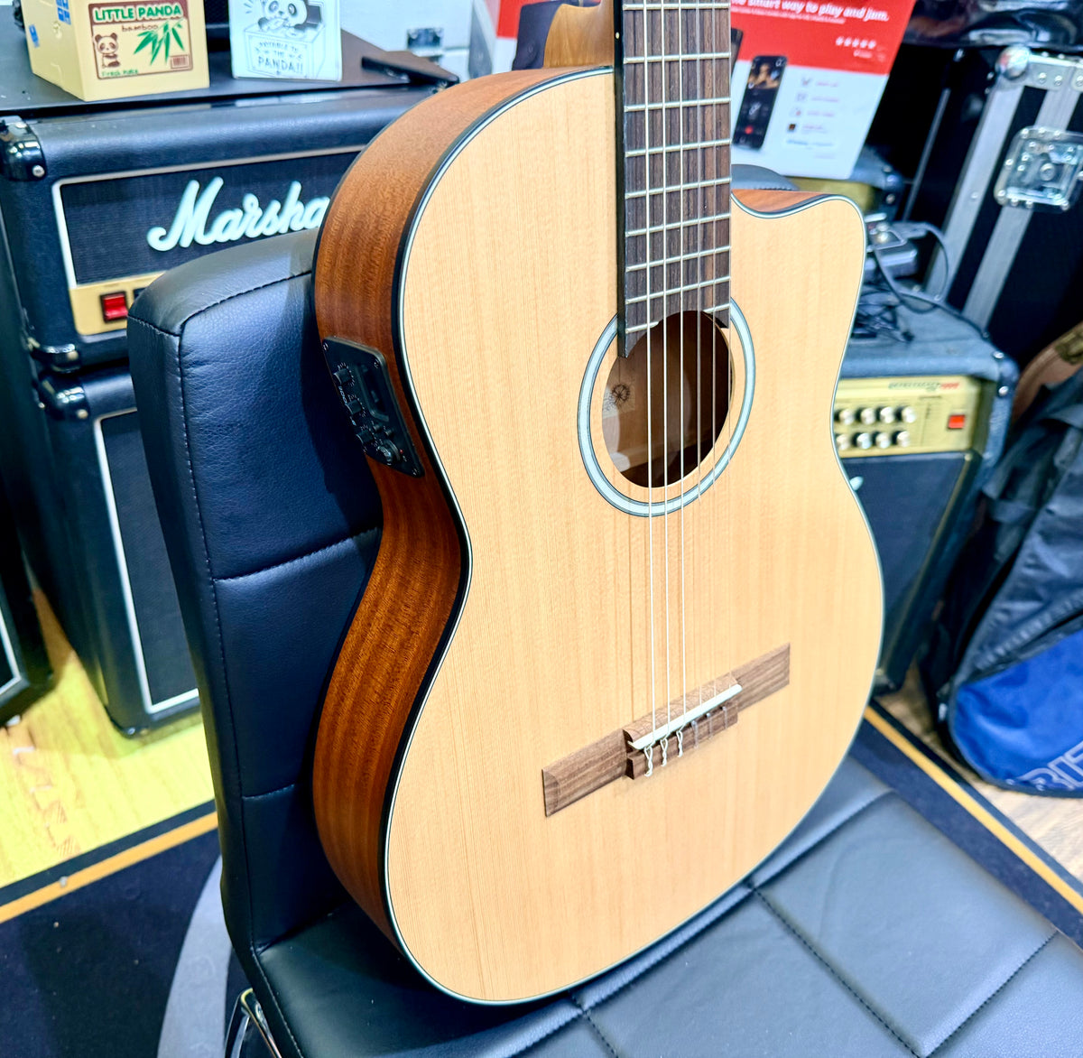 ✨EX-DEMO✨ Santos Martinez SM440TS Thin Body Electro Classical Nylon Guitar!