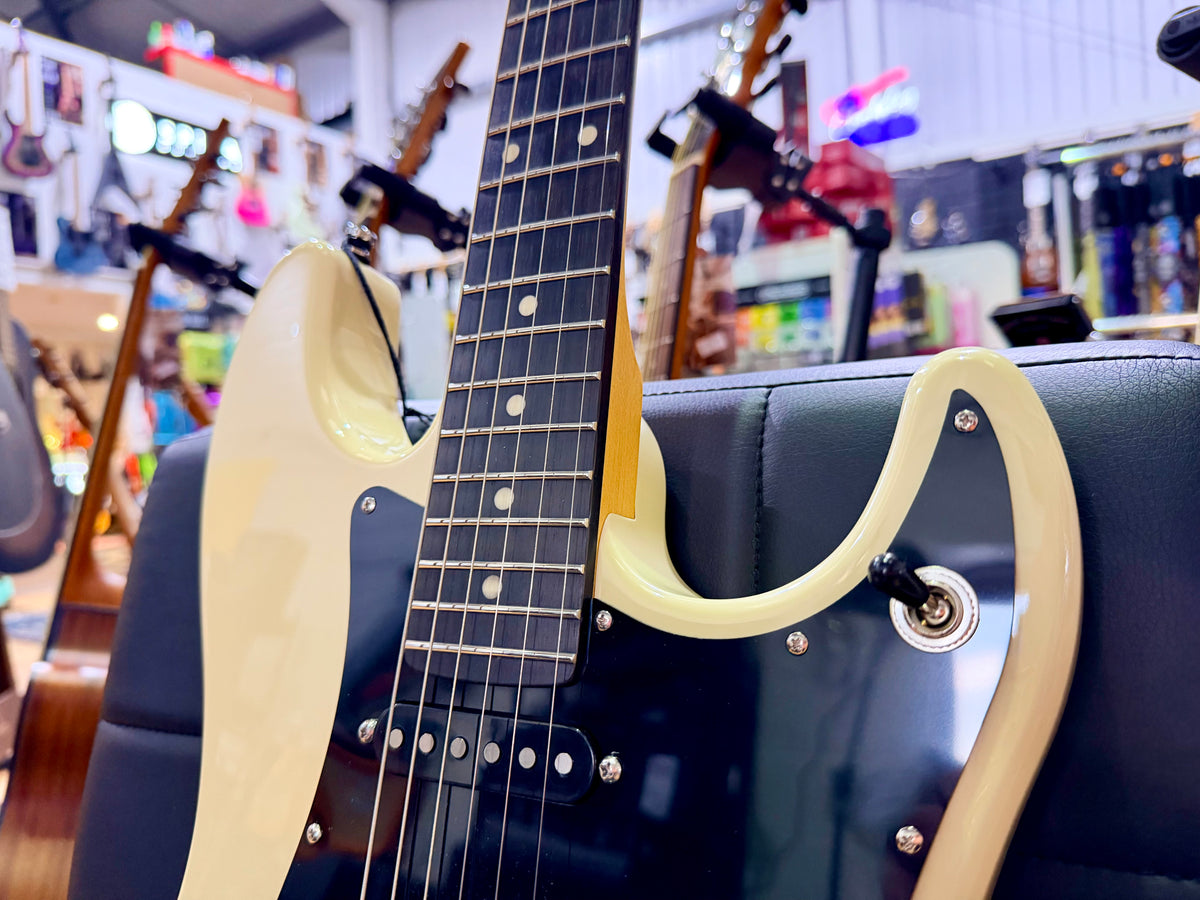 Godin LERXST Limelight Alex Lifeson Rush Signature Guitar~ Vega Trem~ Brand New!