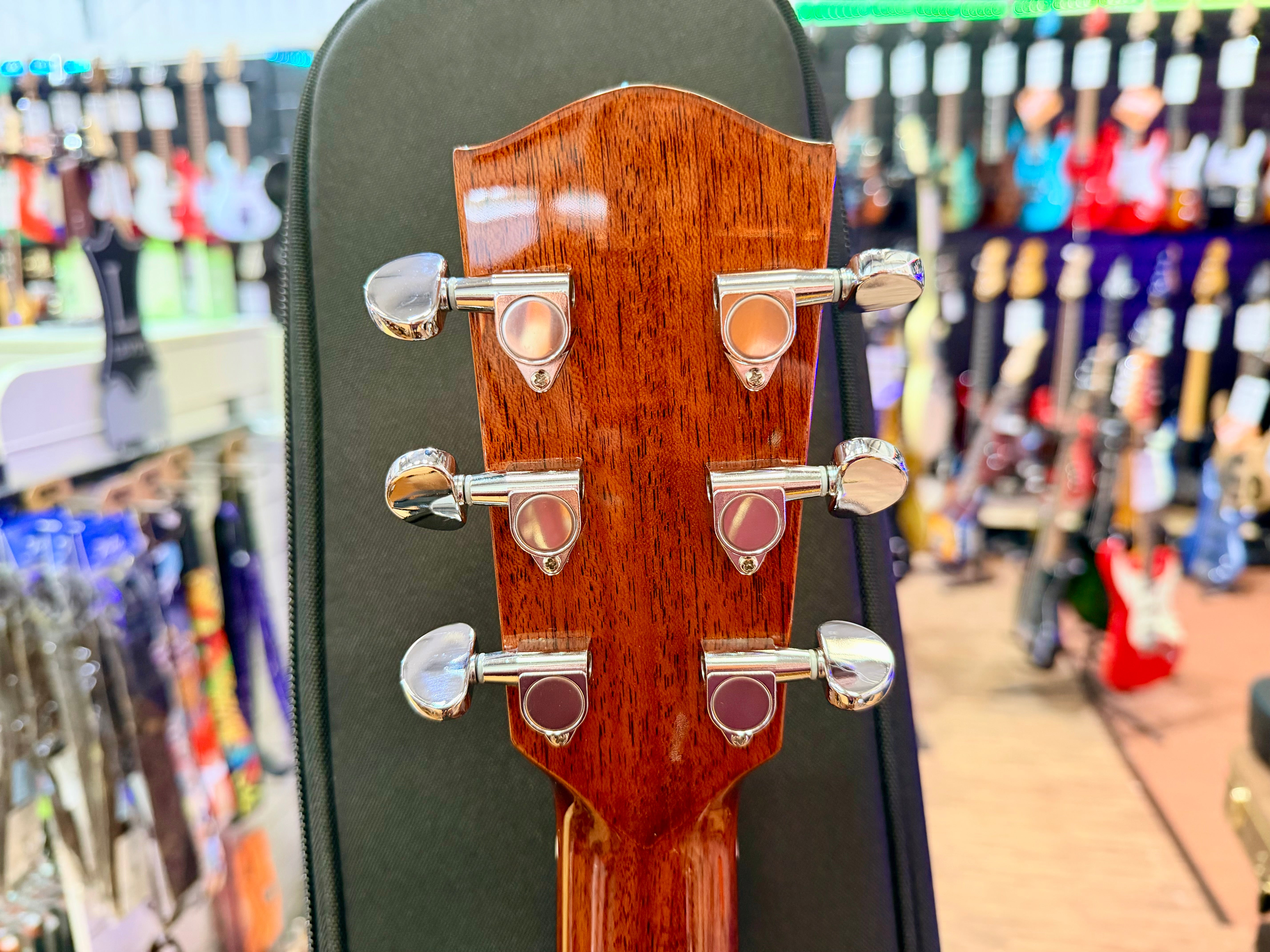 ✨MINT✨ 2024 Eastman AC122-1CE DLX Deluxe Electro Acoustic Guitar~ Natural + Bag!