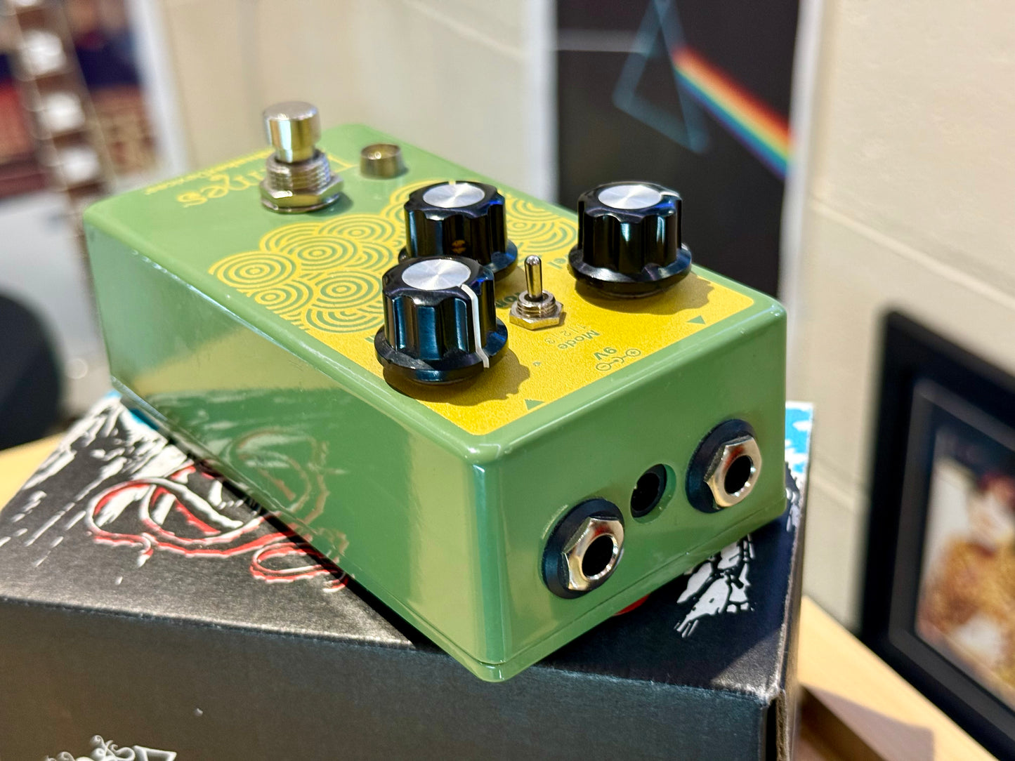 🎸 Earthquaker Devices Plumes Small Signal Shredder Overdrive Guitar Pedal 🎸
