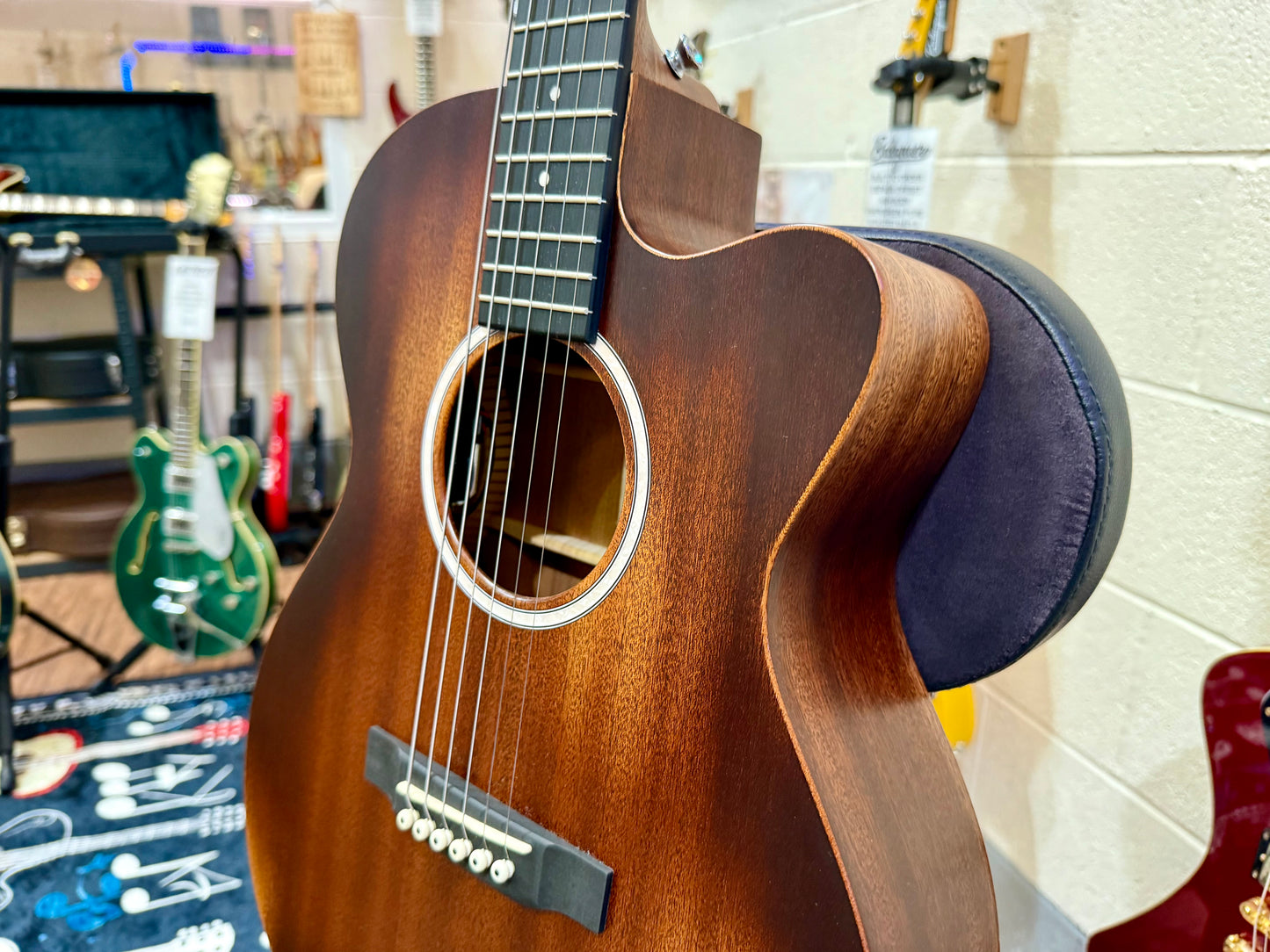 🪵 Martin StreetMaster 000C JR-10E Junior Electro Acoustic~ Dark Mahogany + Bag 🪵