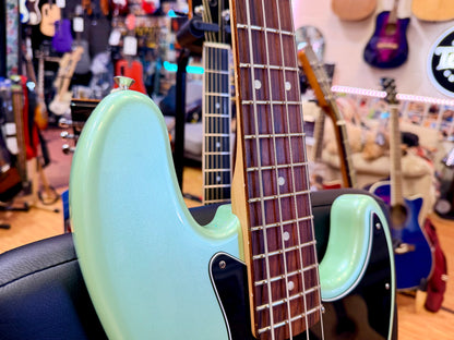 2020 Fender Deluxe Active Jazz Bass~ Surf Pearl~ Pau Ferro~ Noiseless Pickups