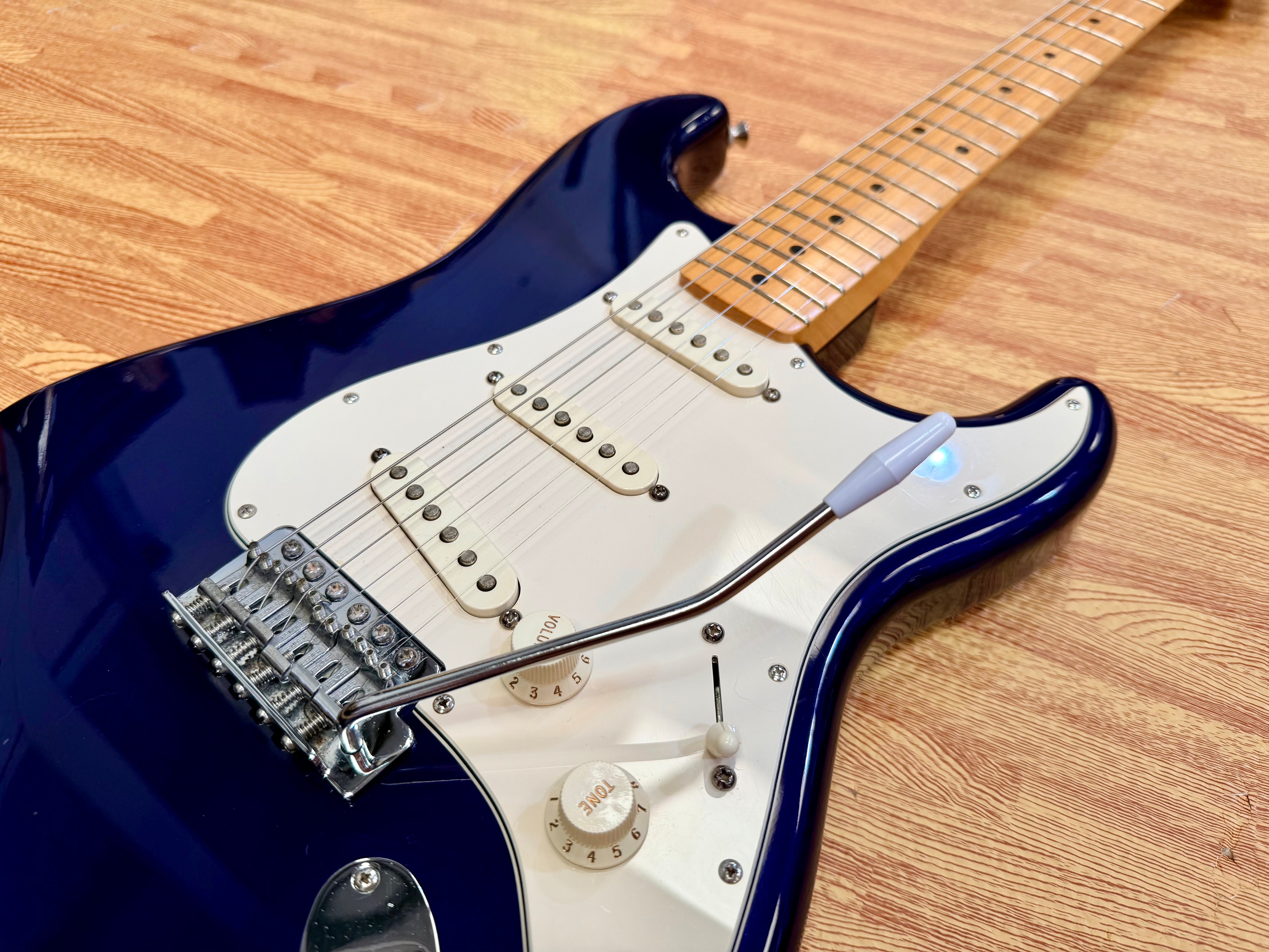 ✨2001✨ Fender Mexican Standard Stratocaster Midnight Blue~ MIM Rare Colour!