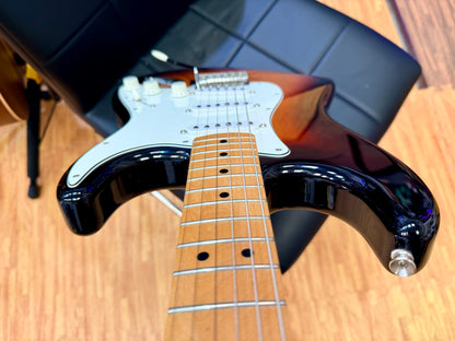 ☀️2017☀️ Fender Standard Stratocaster~ Mexican MIM~ Brown Sunburst~ Maple~ Strat