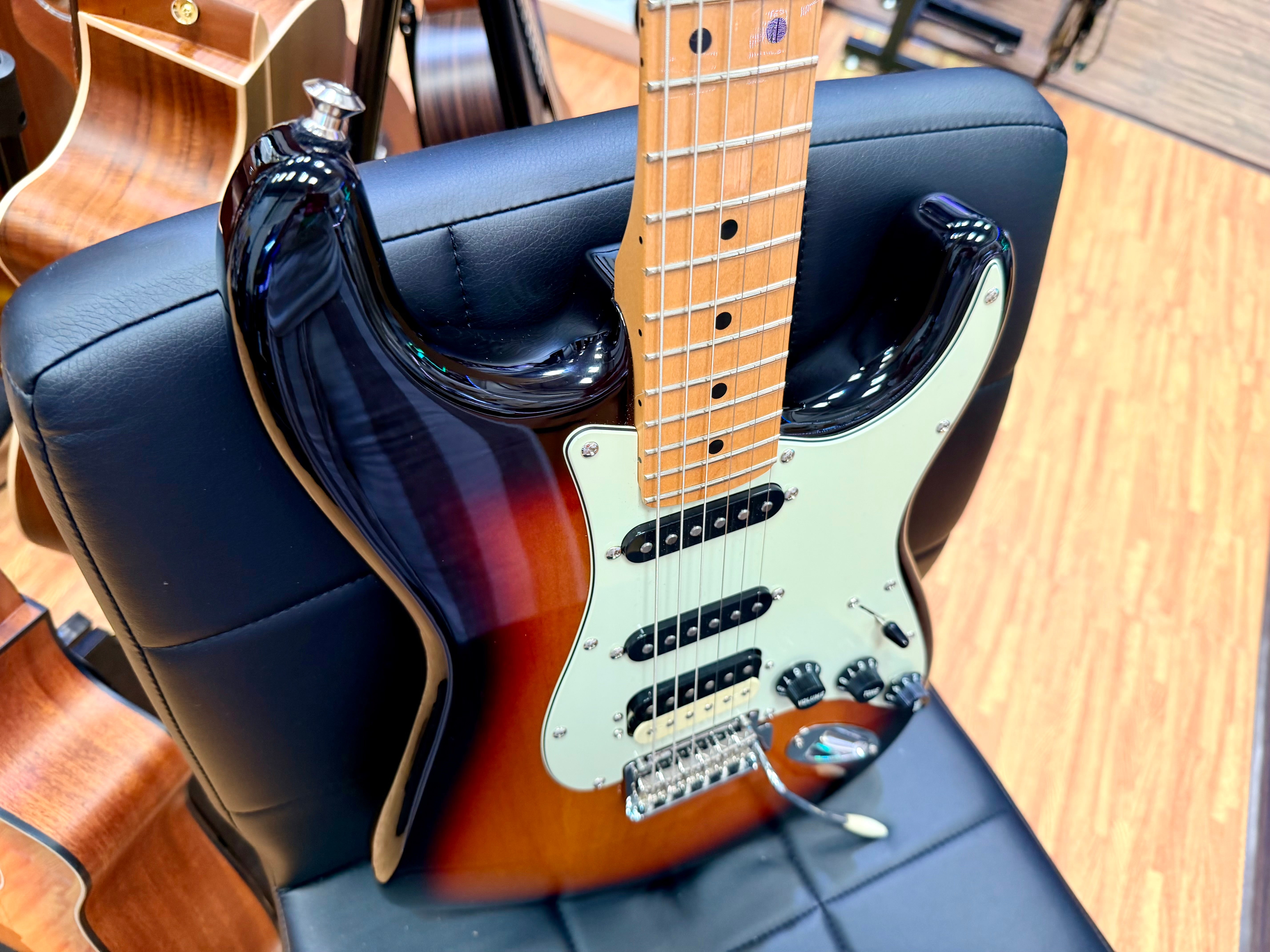 ⚡️2021⚡️ Fender Player Stratocaster HSS~ Shawbucker/Tonerider/Lockers~ Sunburst!
