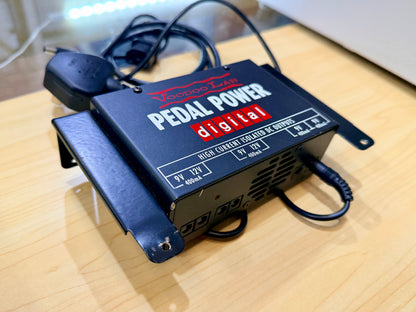 🎸 Voodoo Lab Pedal Power Digital USA Isolated Pedalboard Power Supply  🎸