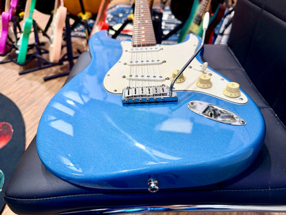 🌟1996🌟 Fender Limited Edition American Standard Stratocaster~ Lake Placid Blue