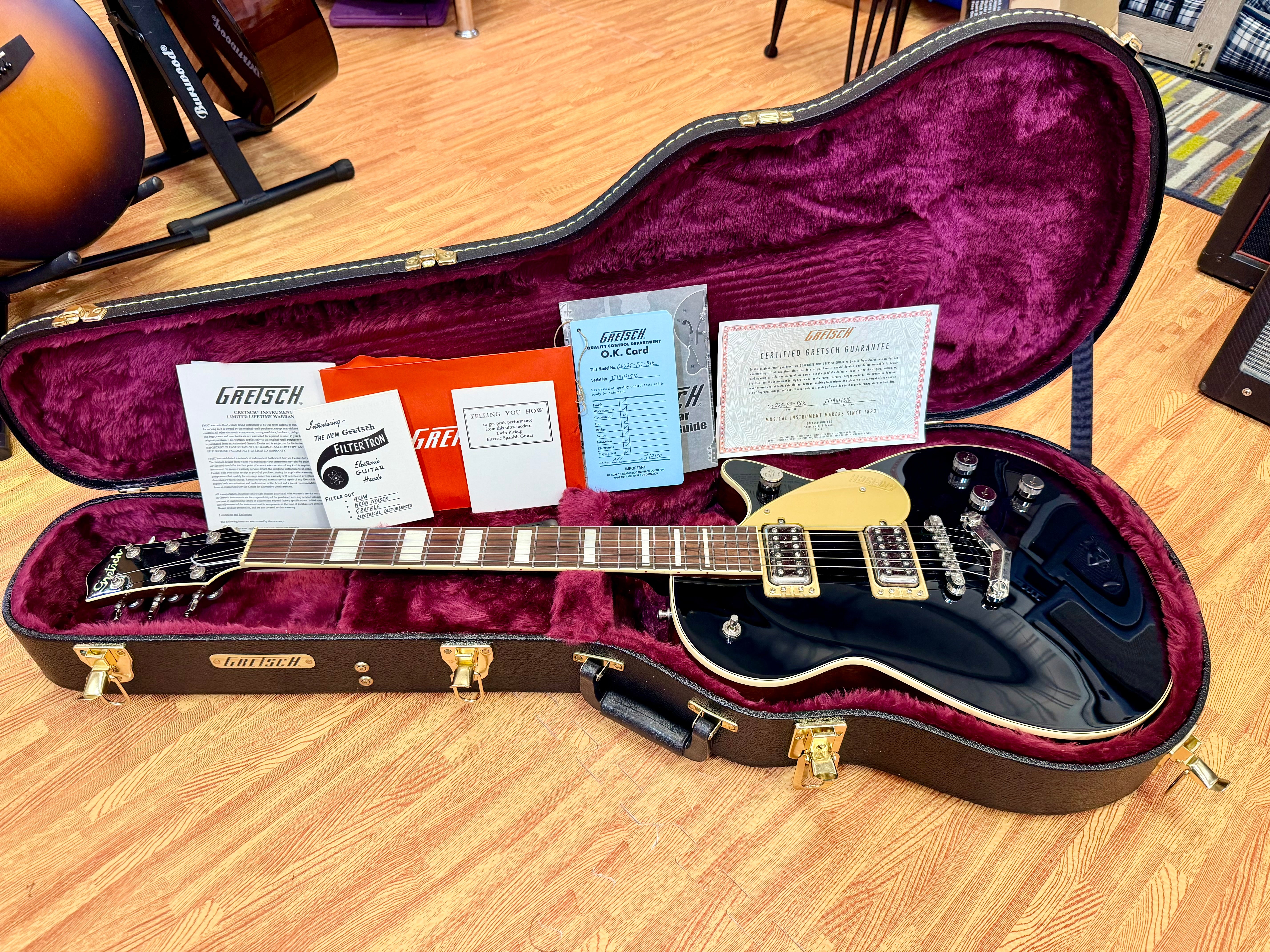 ✨2019✨ Gretsch G6228 Players Edition Jet BT V-Stoptail Black~ MIJ Japan + Case!