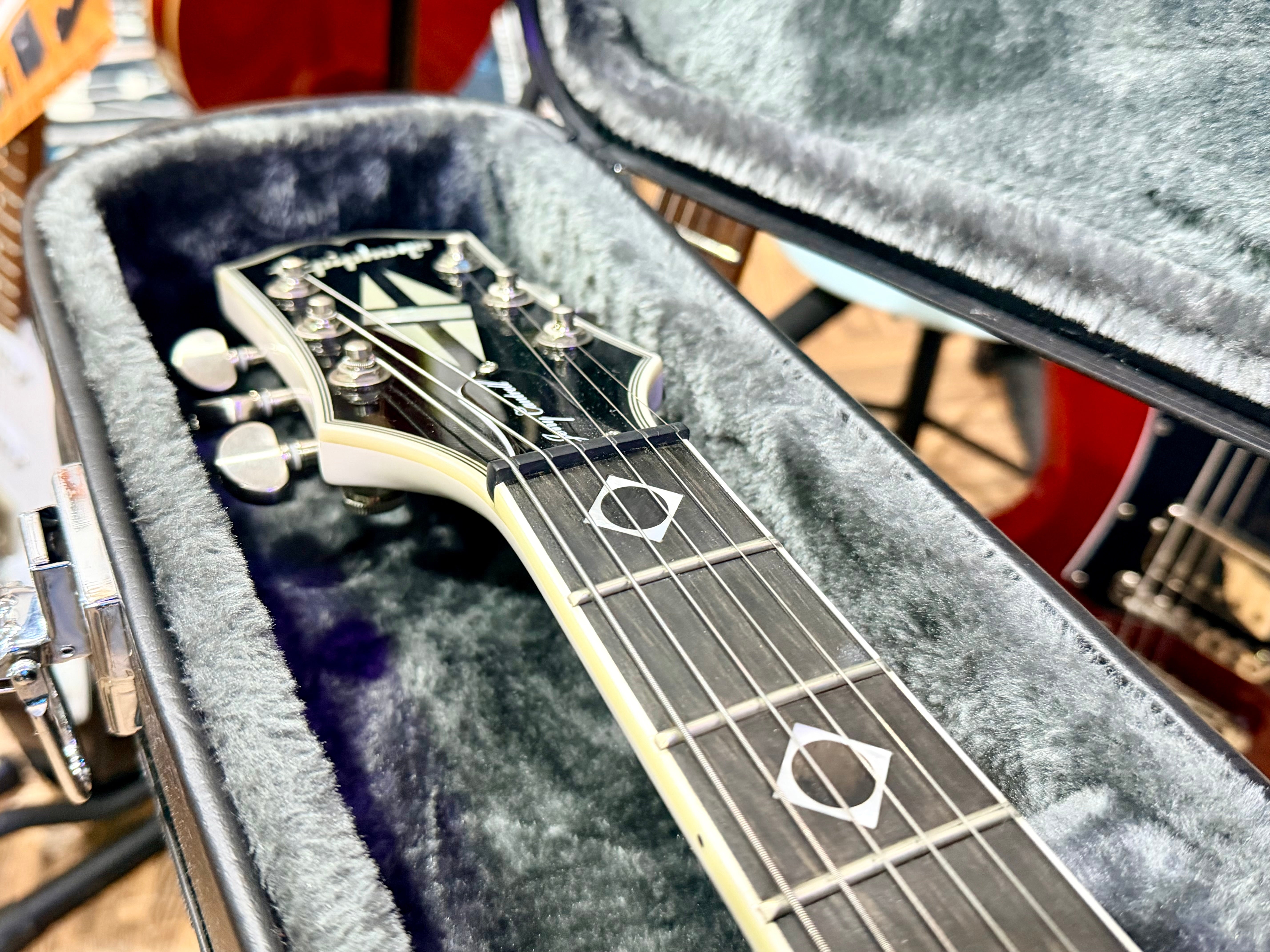 🔥MINT🔥 Epiphone Jerry Cantrell Les Paul Custom Prophecy~ Bone White~ Hard Case