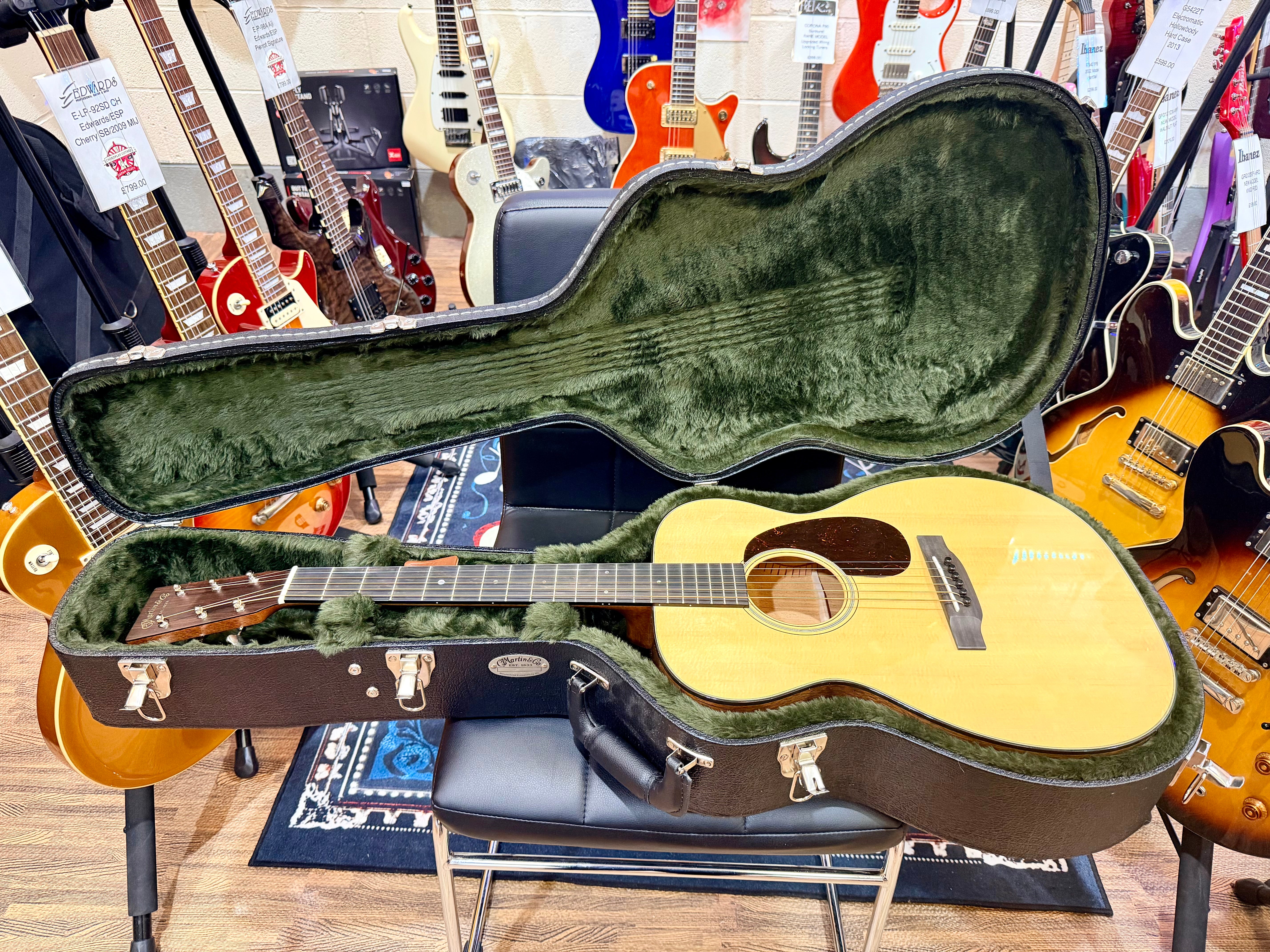 🌟2025🌟 Martin 00-18 Standard Series Grand Concert Acoustic Guitar~ USA + Case!