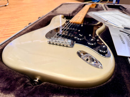 ✨1979✨ Fender 25th Anniversary American Stratocaster~ Porsche Silver + Case/COA