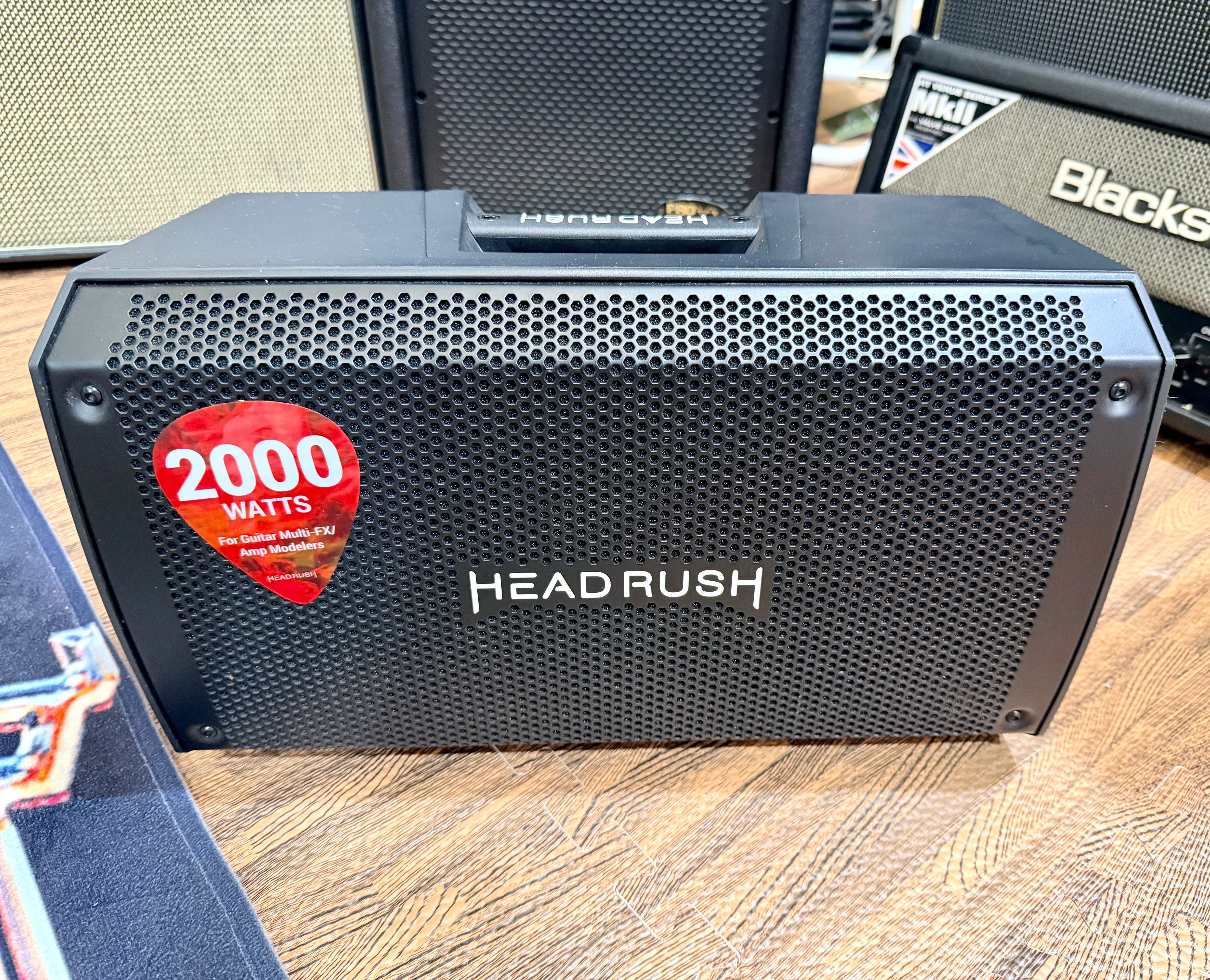 🎶 HeadRush FRFR 108 Full Range Powered Speaker Cabinet~ 2000w~ PA/Amp Etc.. 🎶