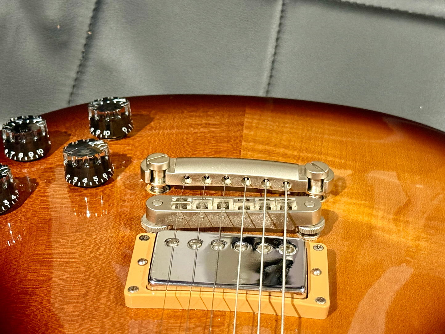 🔥UPGRADED🔥 2015 Gibson Les Paul Studio Desert Burst~ 100th Limited Run + Case!