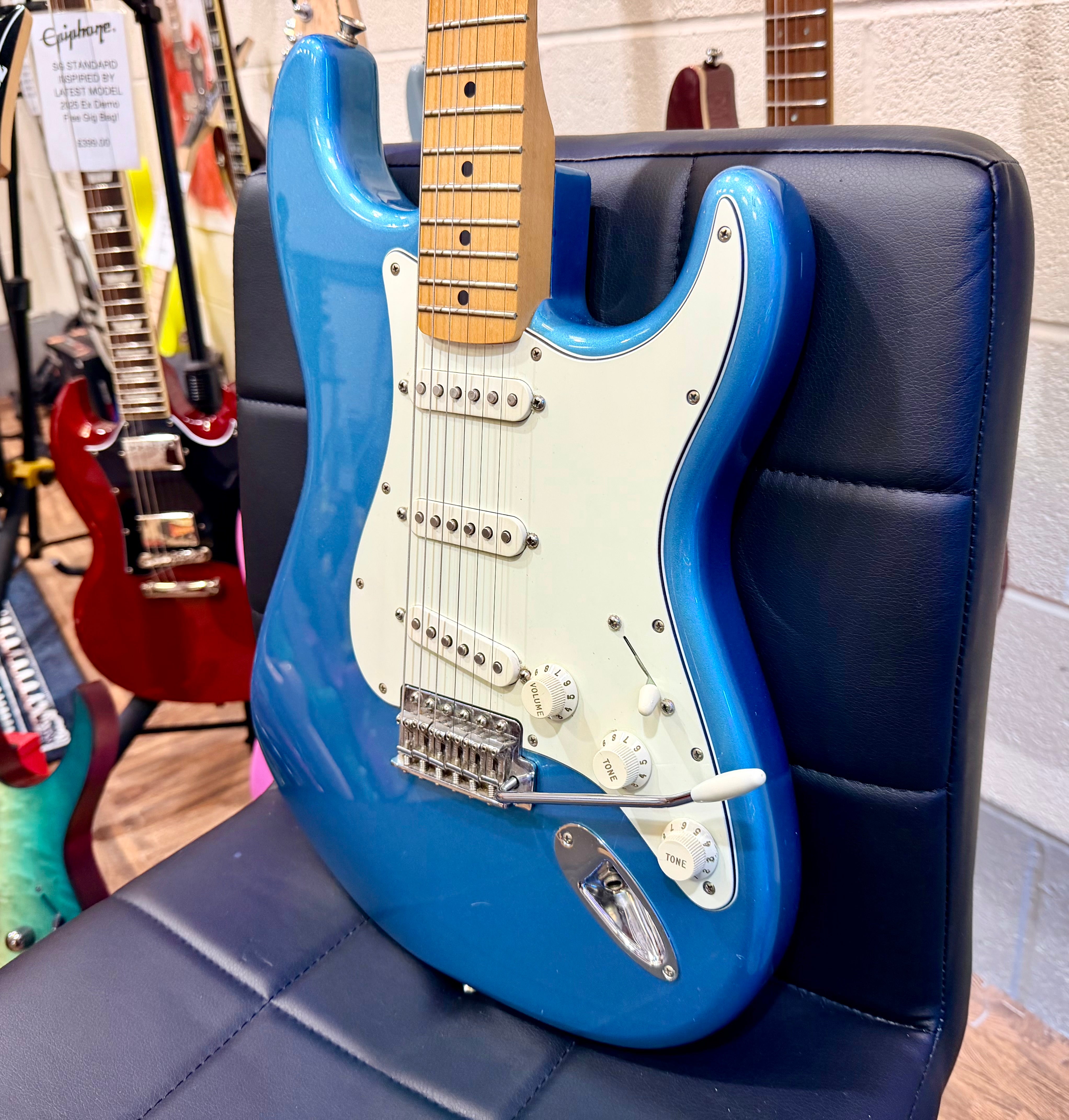 🌟2017🌟 Fender Standard Stratocaster~ Mexican MIM Strat~ Tidepool Blue Guitar!