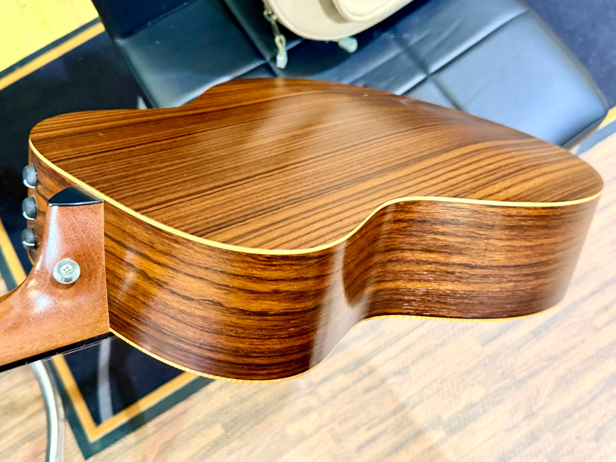 ✨2021✨ Taylor GS Mini-E Rosewood Electro Acoustic Travel Guitar with Gig Bag!