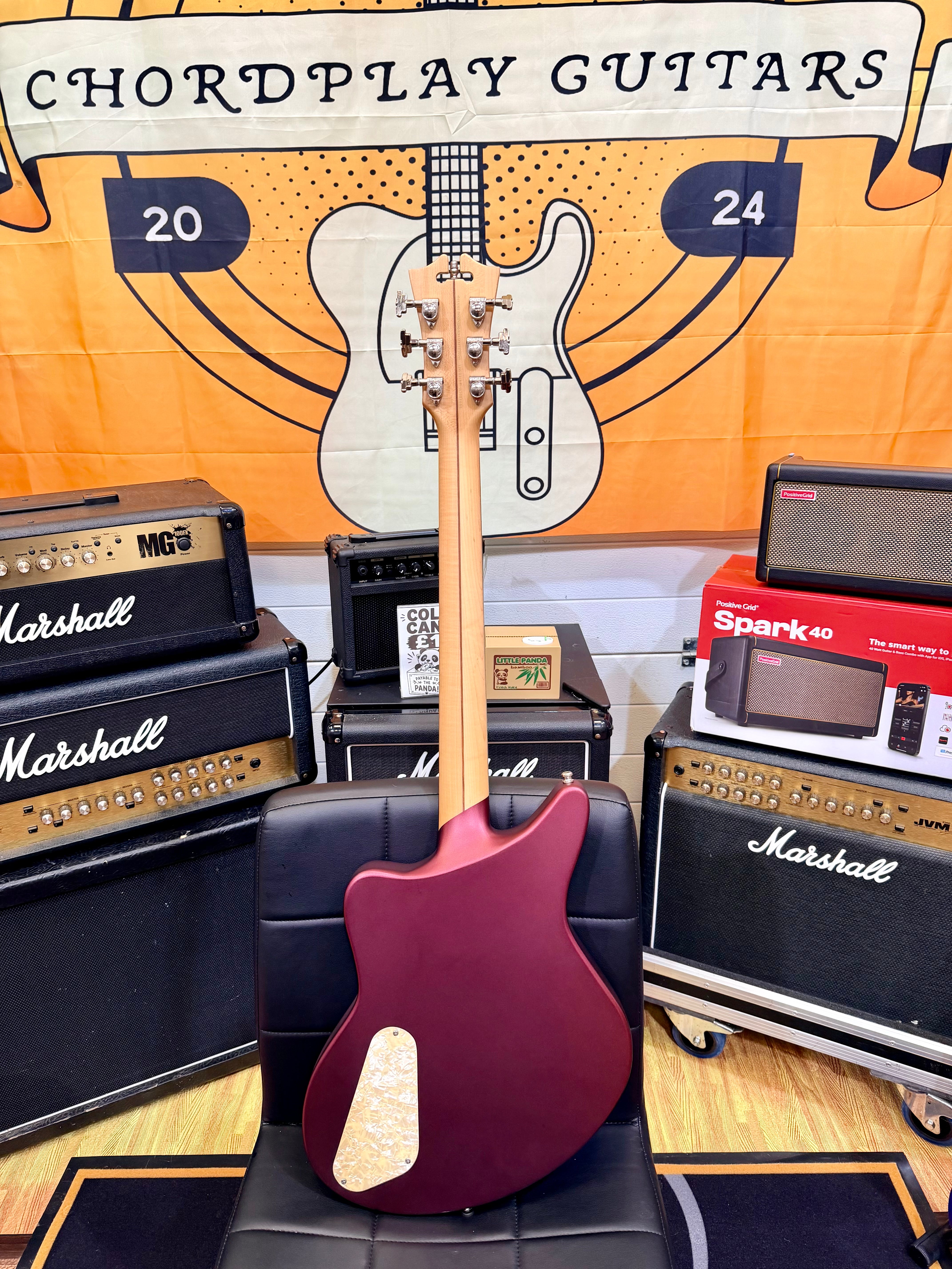✨1/50✨ D'Angelico Deluxe Bedford SH Limited Edition Matte Wine Semi Hollow!