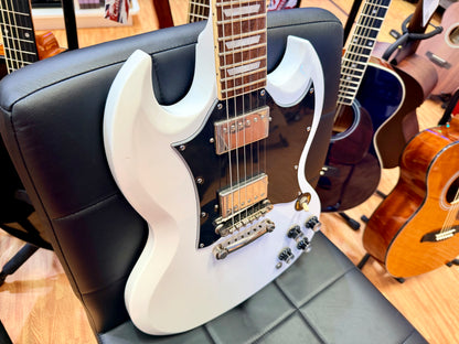 2020 Epiphone SG Standard Alpine White~ Gotoh Locking Tuners~ Gator Hard Case