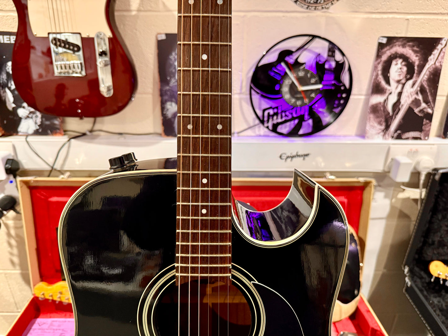 🔥RARE VINTAGE🔥 Fender La Brea Electro Acoustic Guitar~ Black~ 1990’s Model!