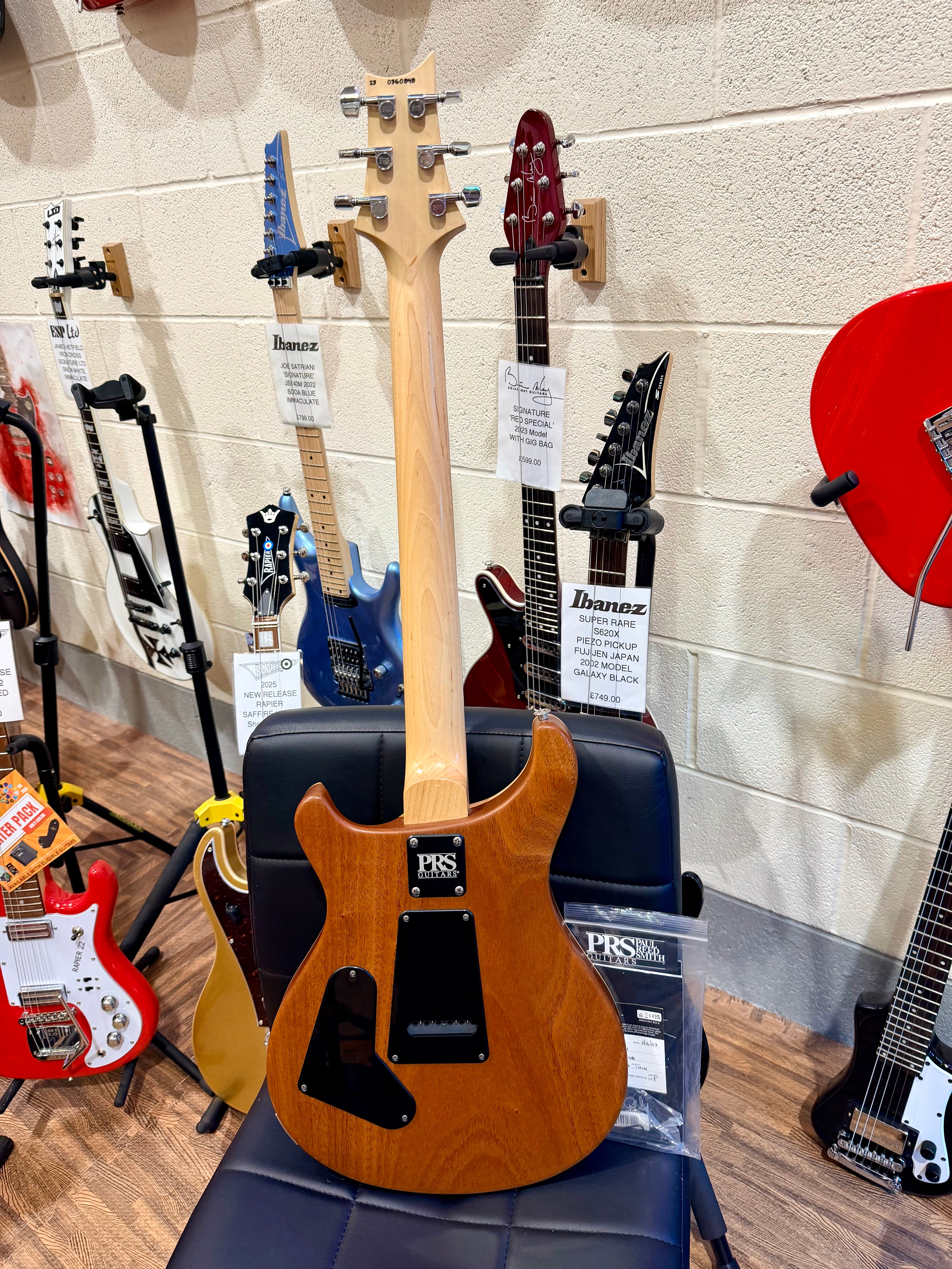 🔥RARE 2023🔥 PRS CE24 Satin Gold Top Limited Edition~ Natural Back~ USA~ Gig Bag