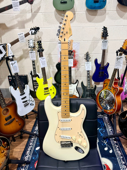 🌟2013🌟 Fender Squier Deluxe Stratocaster~ Olympic White Pearl~ Indonesia Made!