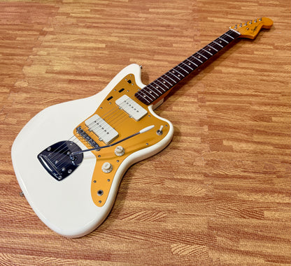 ✨2024✨ Fender Squier J Mascis Jazzmaster Vintage White & Gold~ MINT Condition!