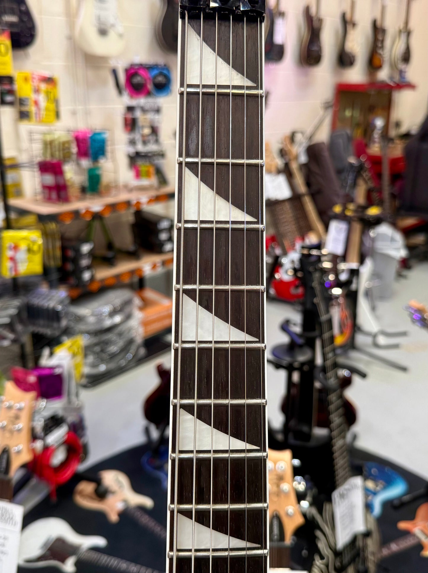 🔥 Jackson JS32 King V In Gloss Black & White Binding~ Floyd Rose~ Flying V 🔥