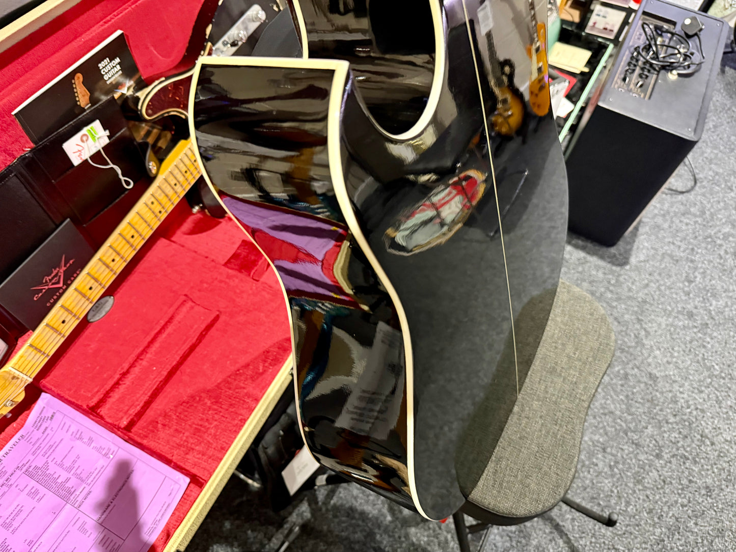 🔥RARE VINTAGE🔥 Fender La Brea Electro Acoustic Guitar~ Black~ 1990’s Model!