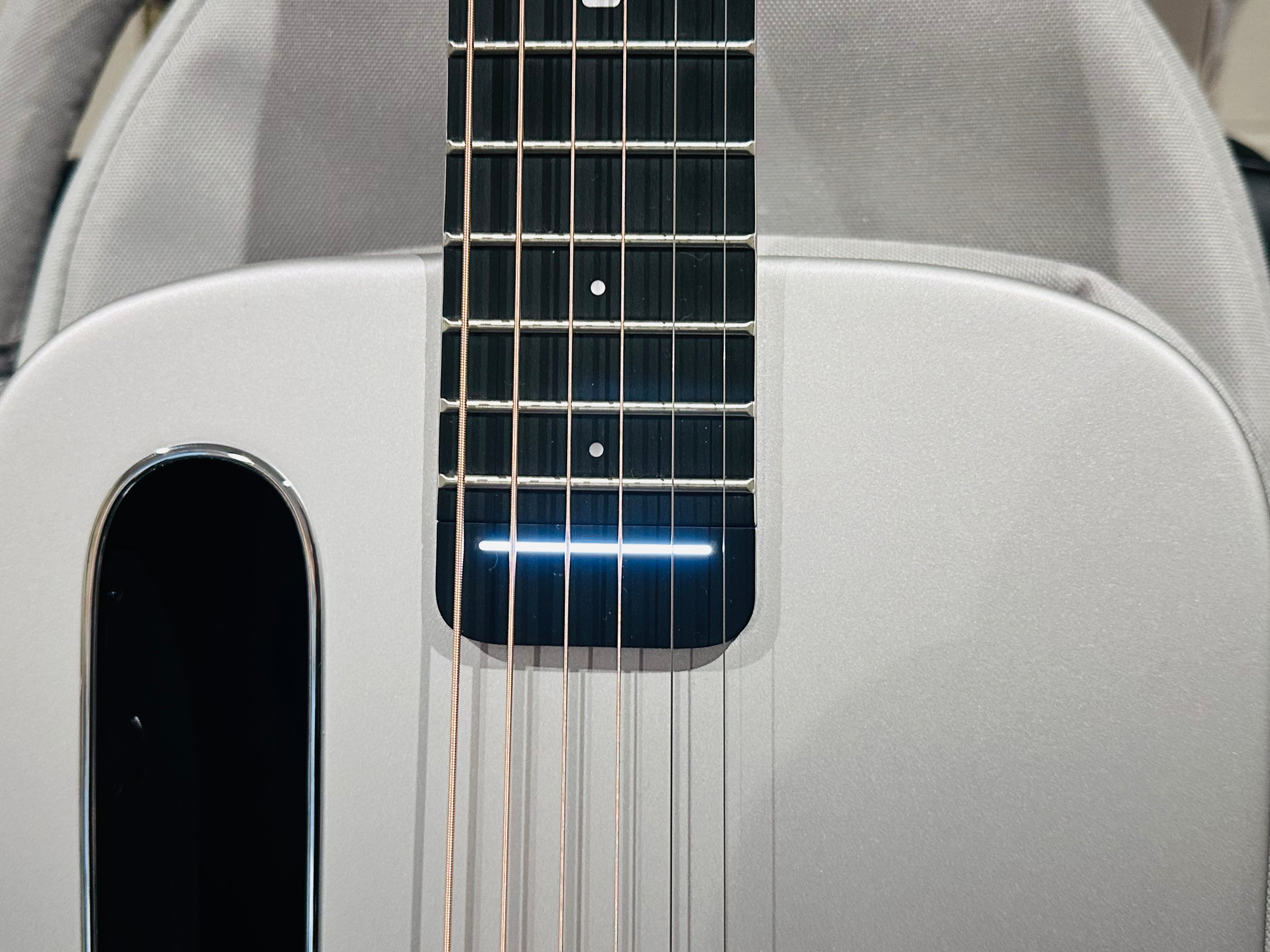 🌟NEW🌟 LAVA ME AIR CARBON FIBRE 36” Electro-Acousic Smart Guitar~ Silver + Bag!