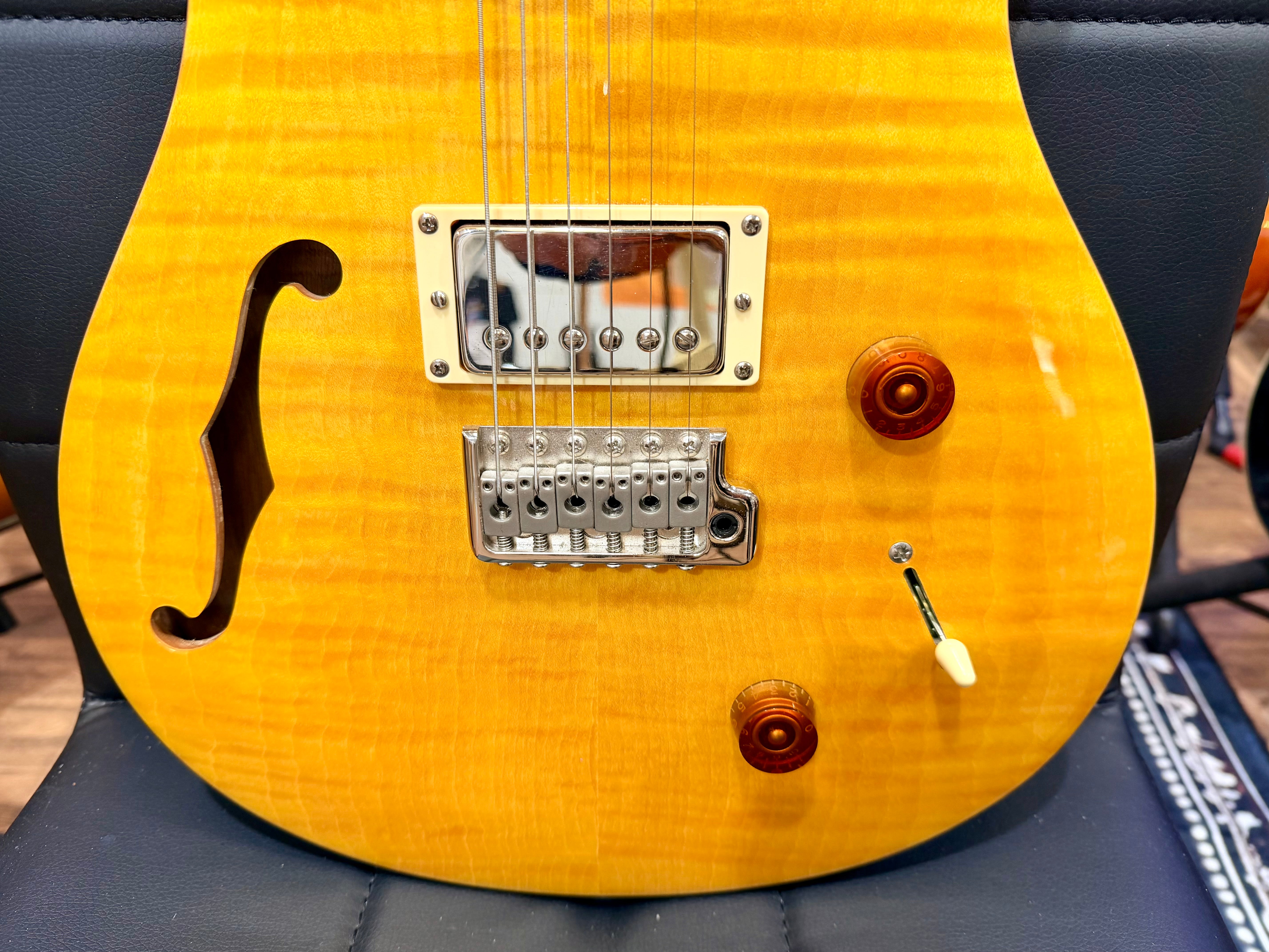 ☀️2023☀️ PRS SE Custom 22 Semi-Hollow in Santana Yellow~ Bare Knuckle Pickups!